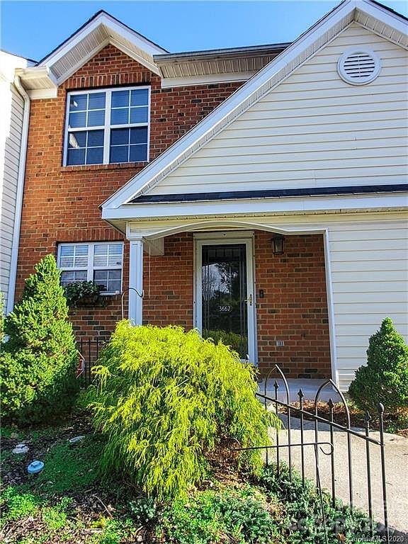 Property image 1 at 3667 Melrose Cottage Drive, Matthews, NC 28105