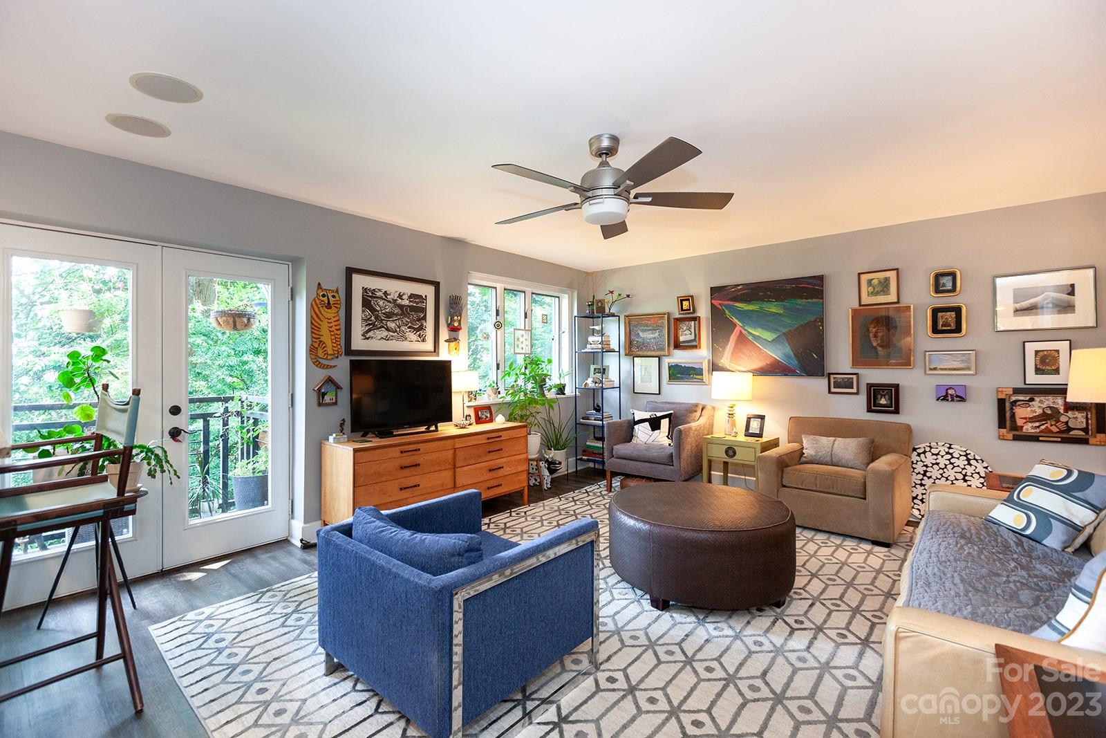 Property image 1 at 2427 Vail Avenue, Charlotte, NC 28207