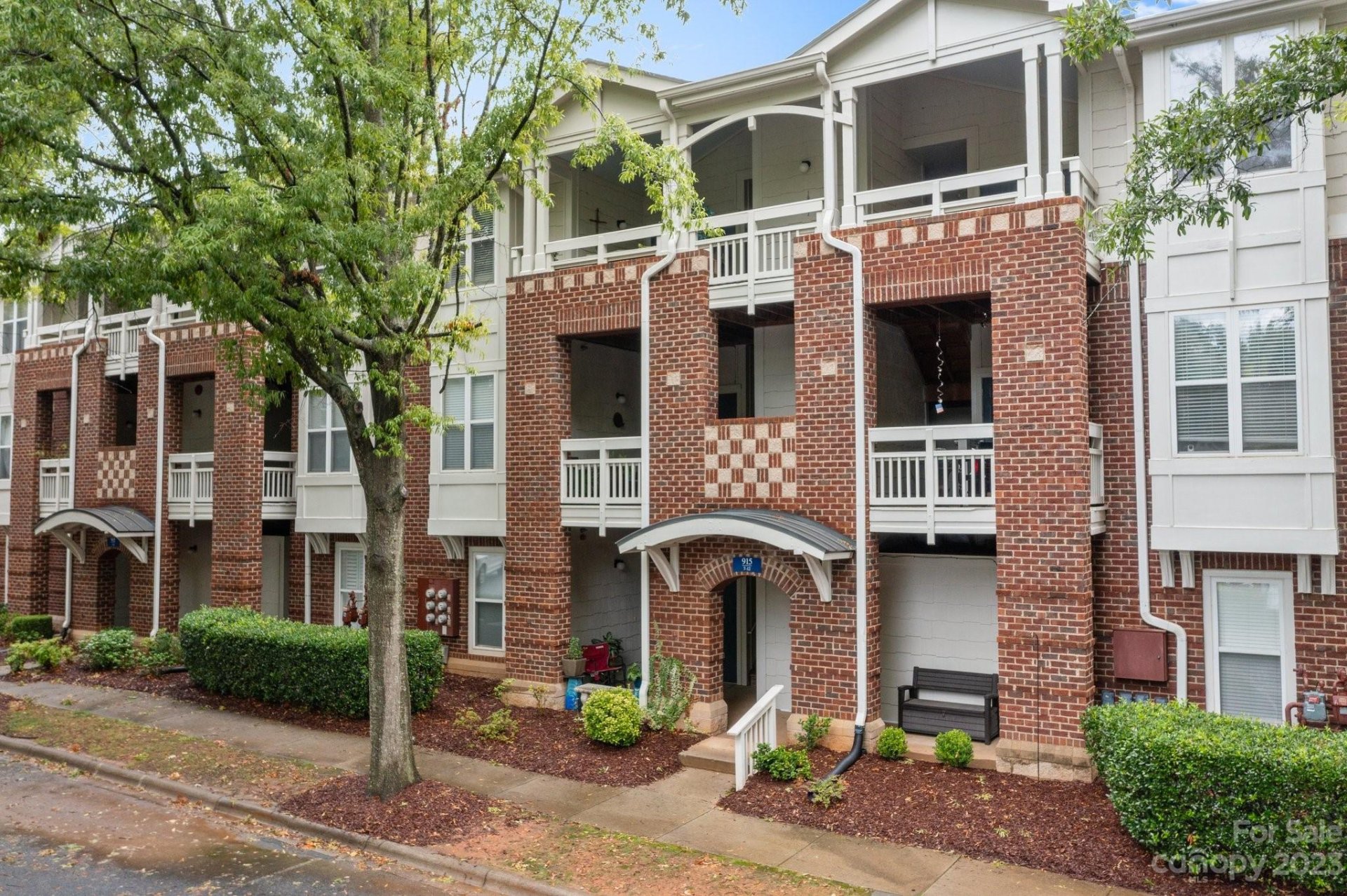 Property image 1 at 915 Northeast Drive, Davidson, NC 28036