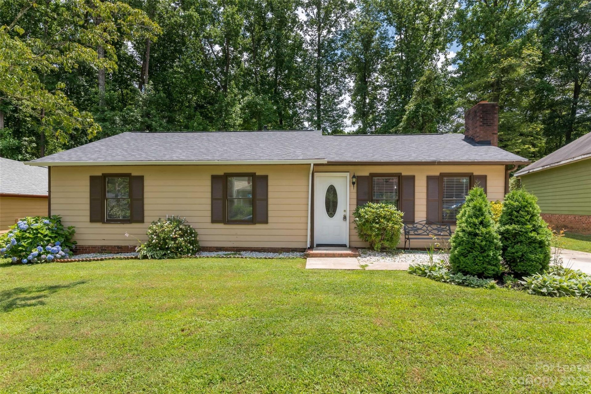 Property image 1 at 7304 Rockwood Forest Lane, Charlotte, NC 28212