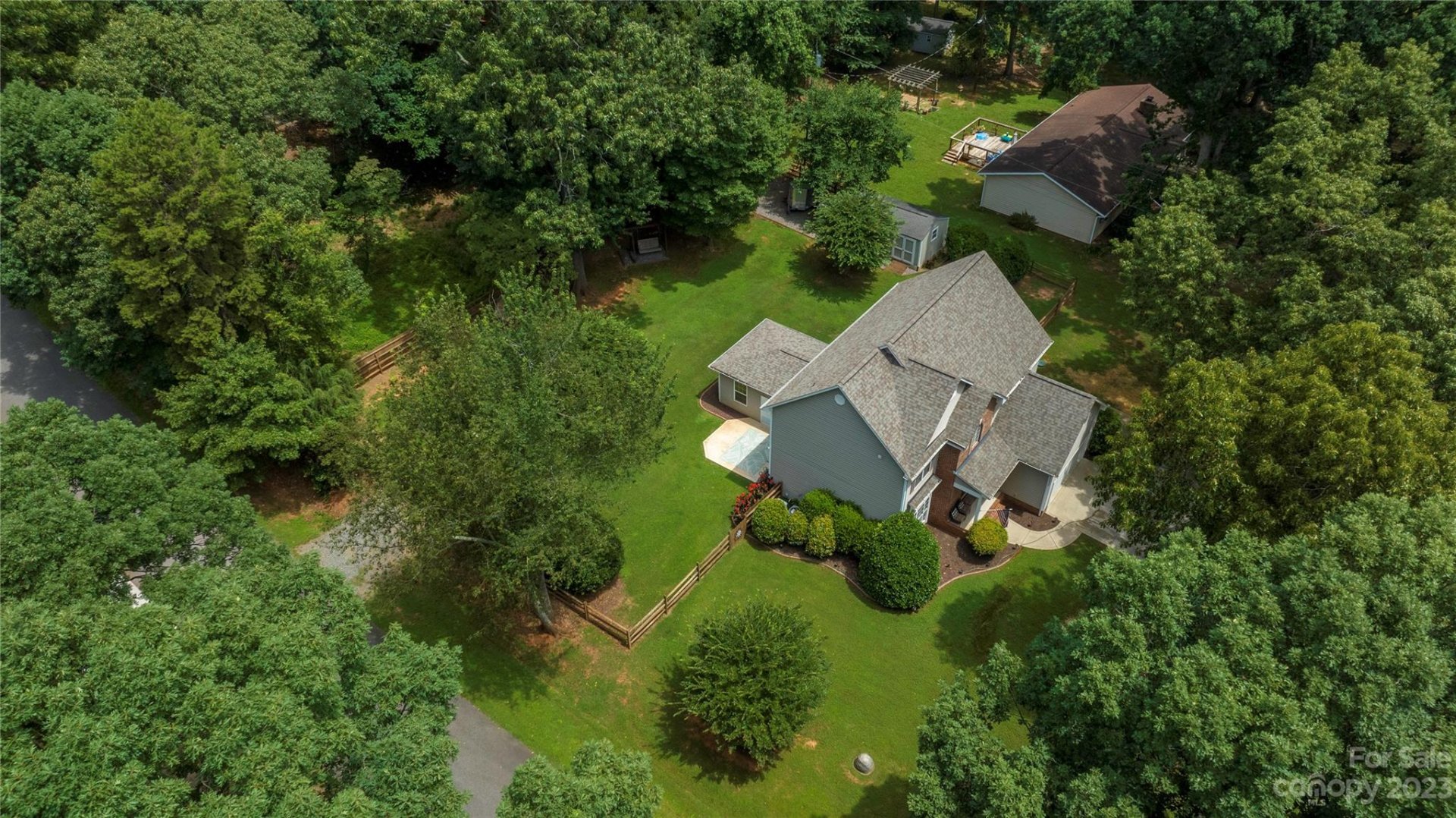 Property image 1 at 120 Topaz Place, Mooresville, NC 28117