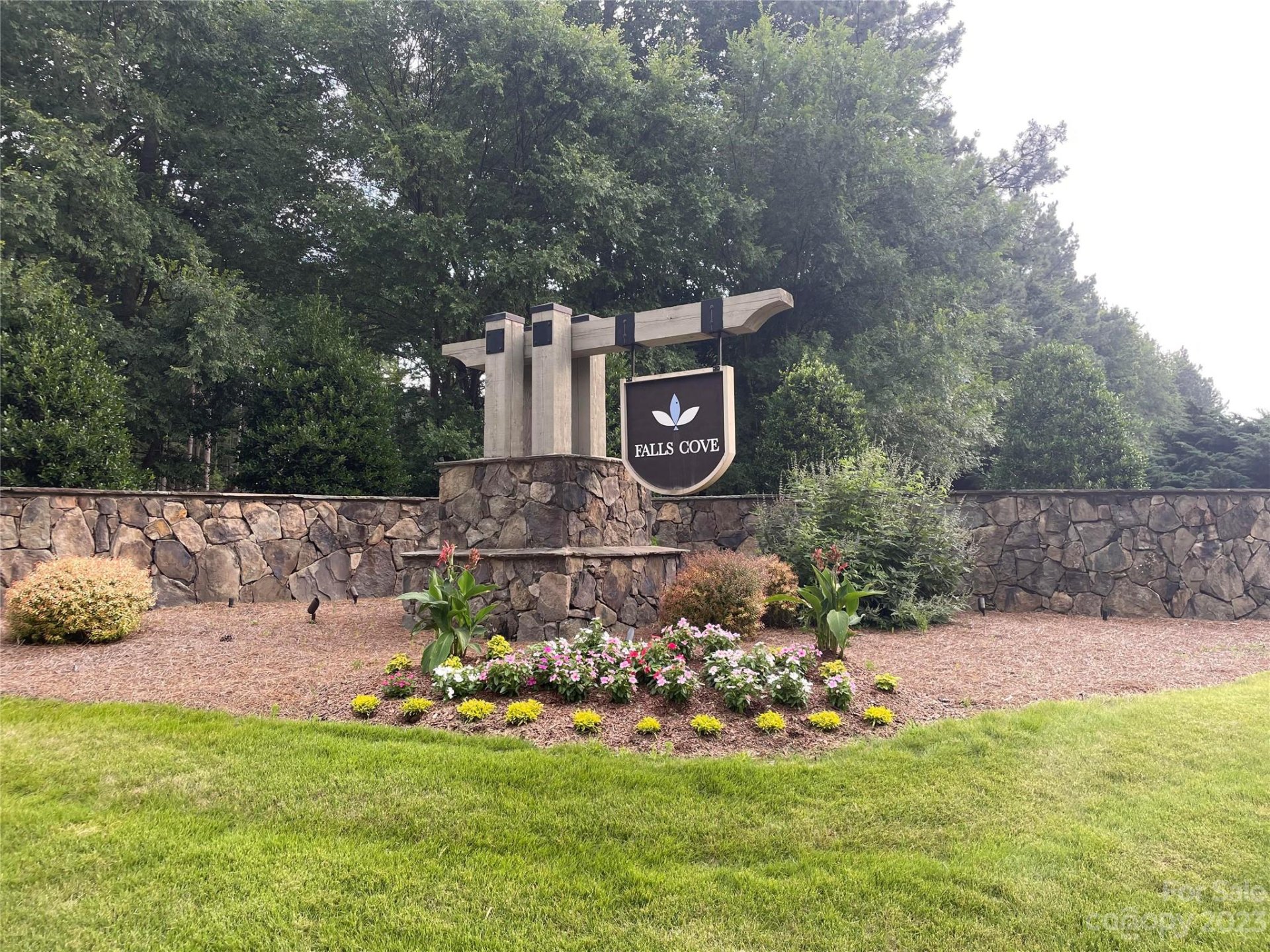 154 Emerald Creek Drive