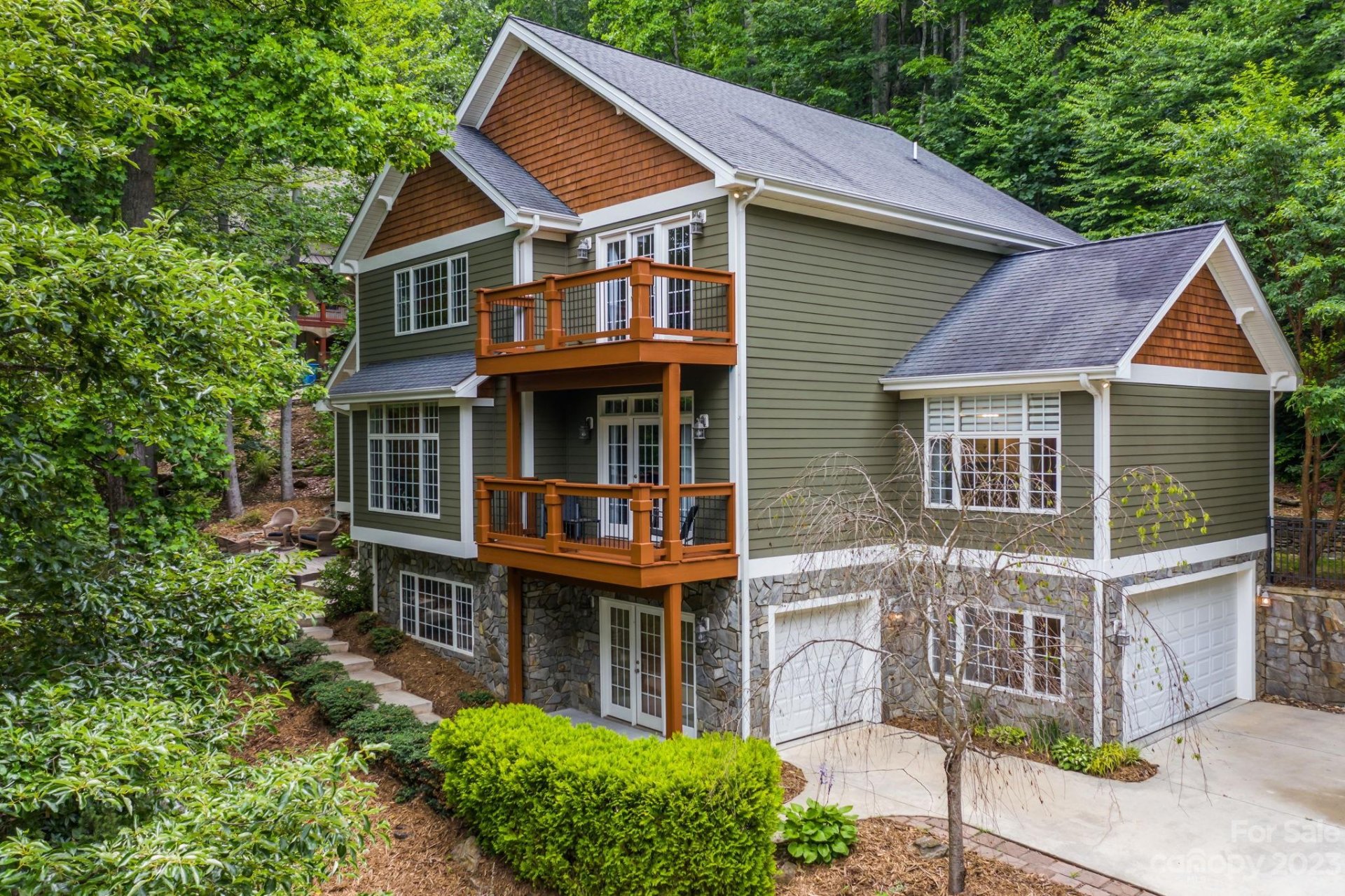 Property image 1 at 19 Hearthstone Drive, Asheville, NC 28803