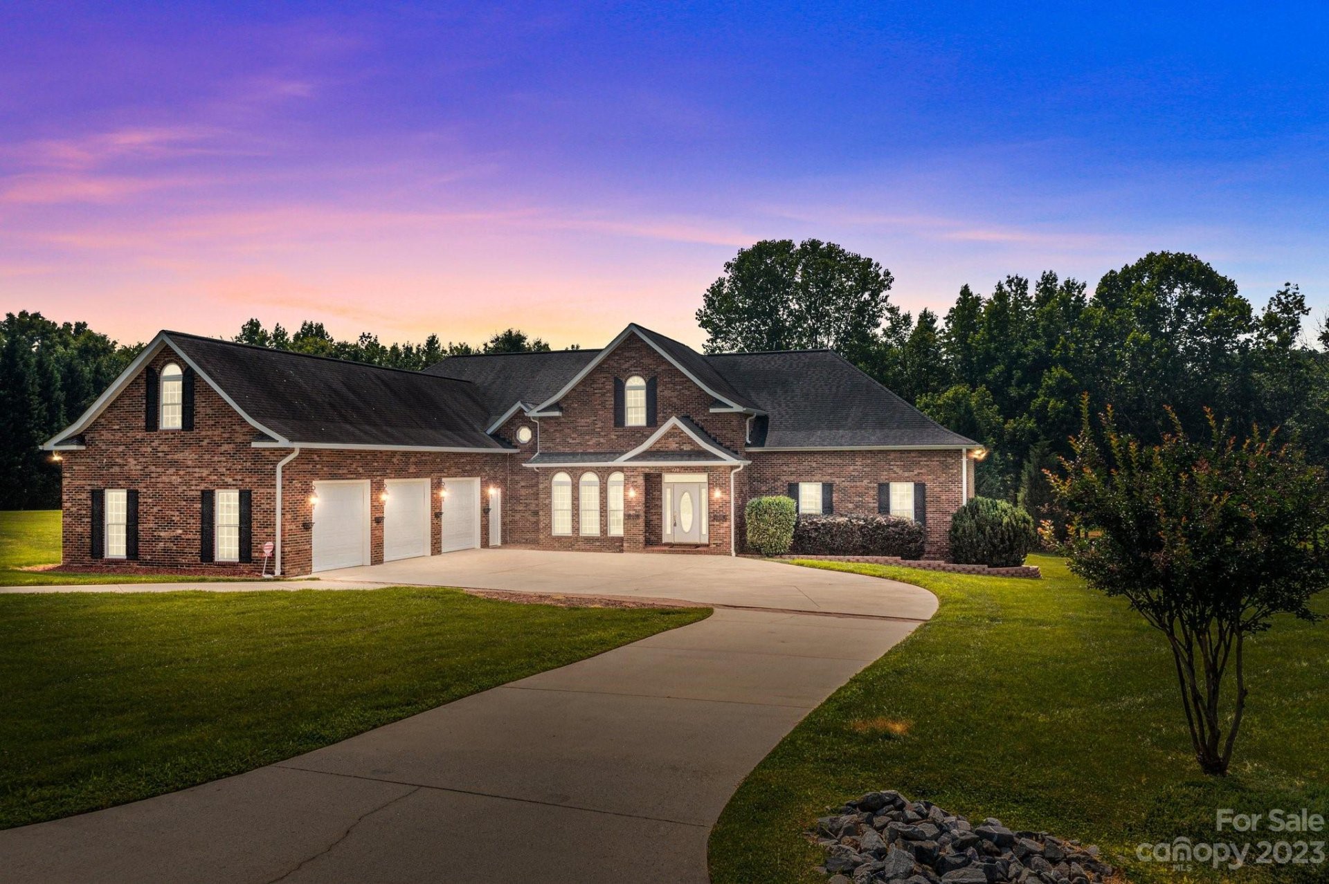 420 Steeplechase Trail