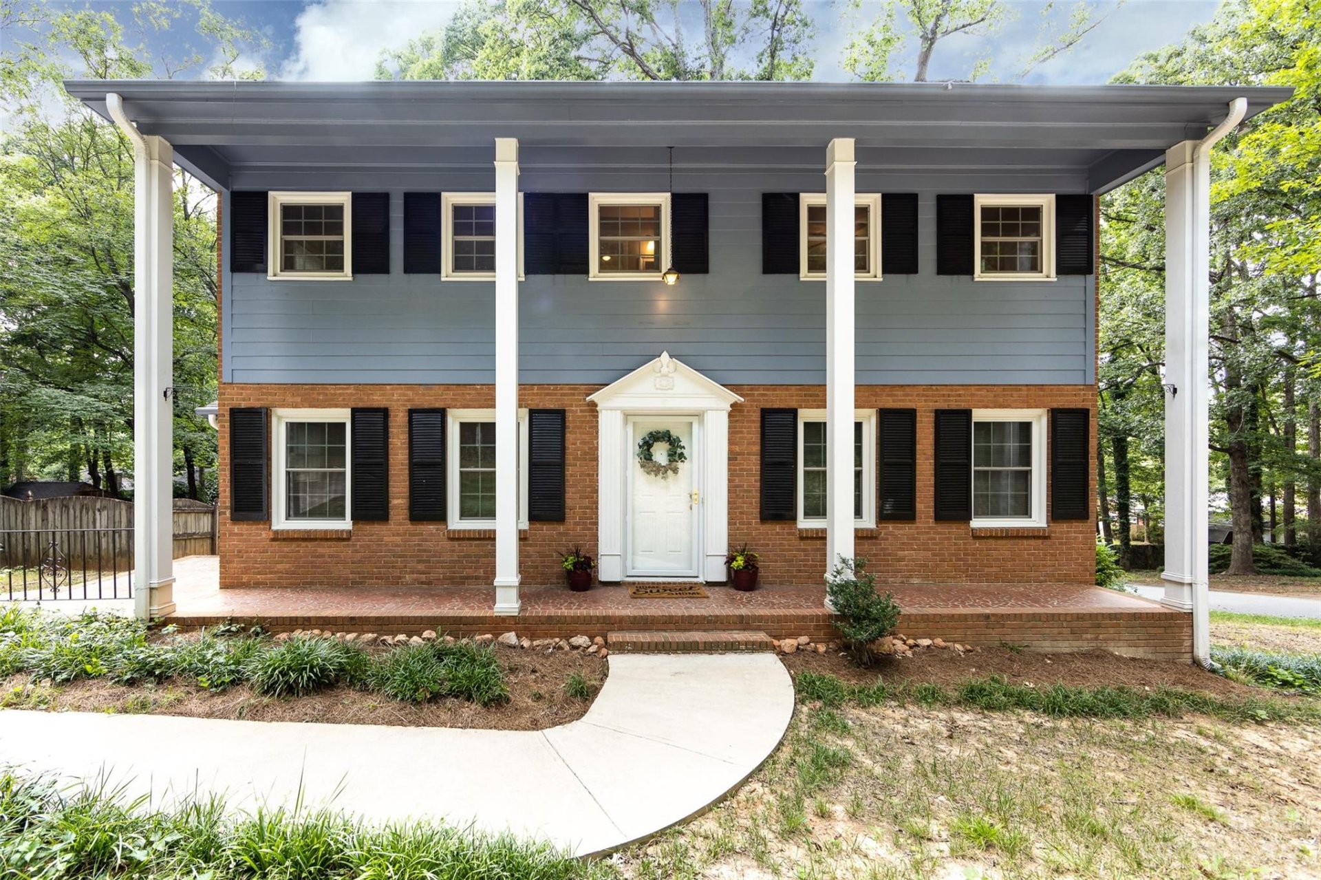 Property image 1 at 4539 Easthaven Drive, Charlotte, NC 28212