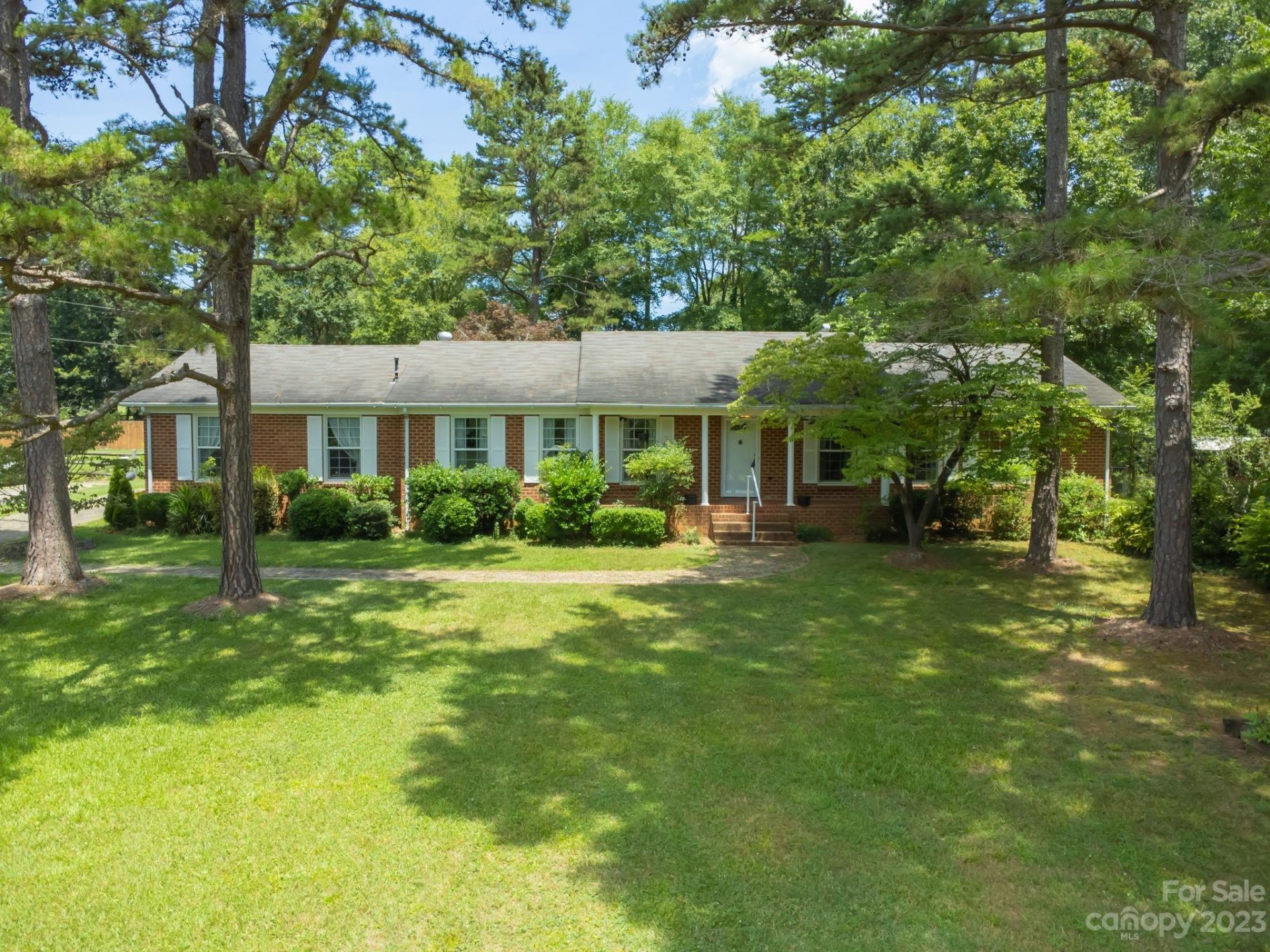 Property image 1 at 10314 South Ford Road, Charlotte, NC 28214