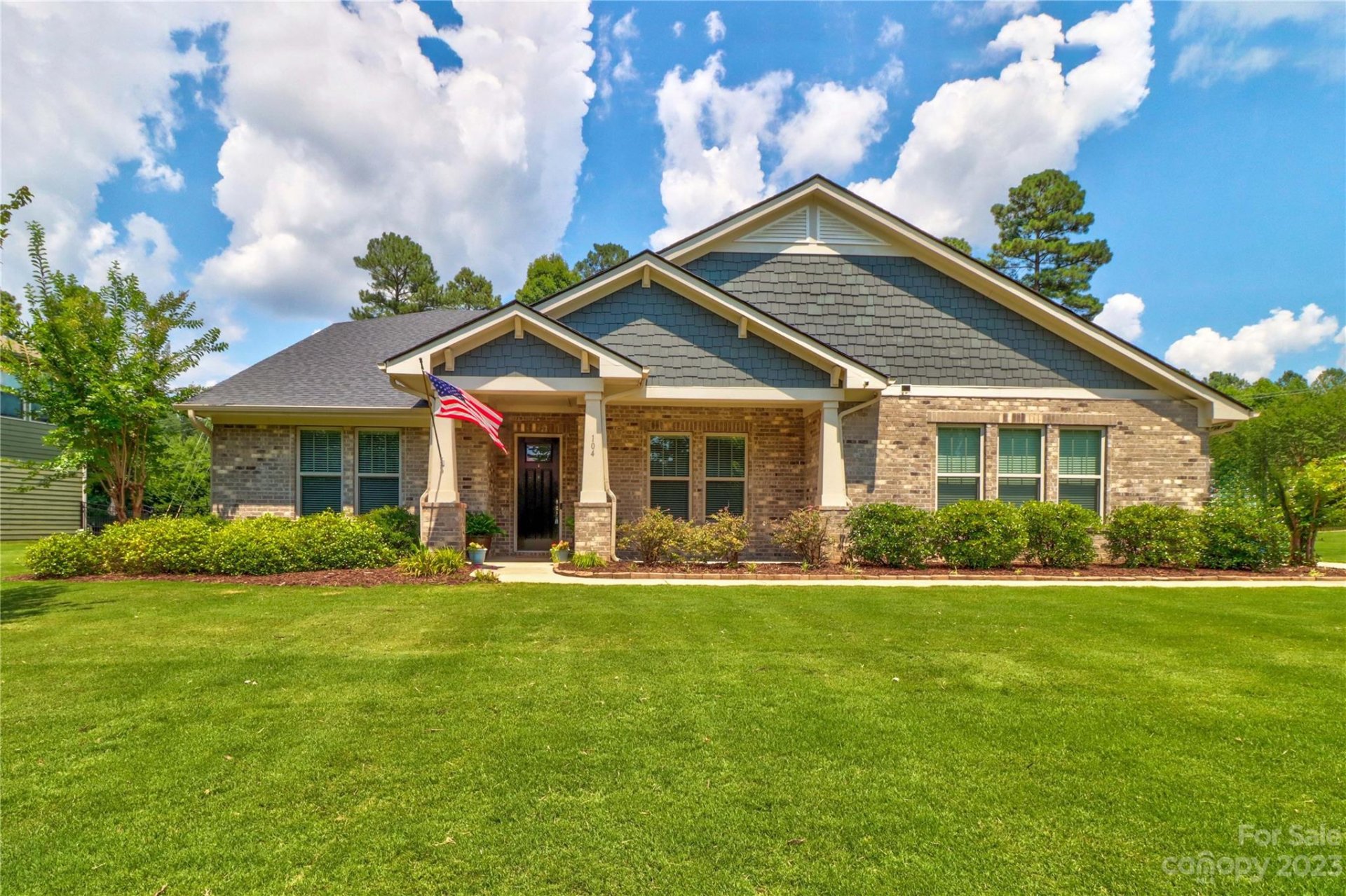 Property image 1 at 104 N San Agustin Drive, Mooresville, NC 28117