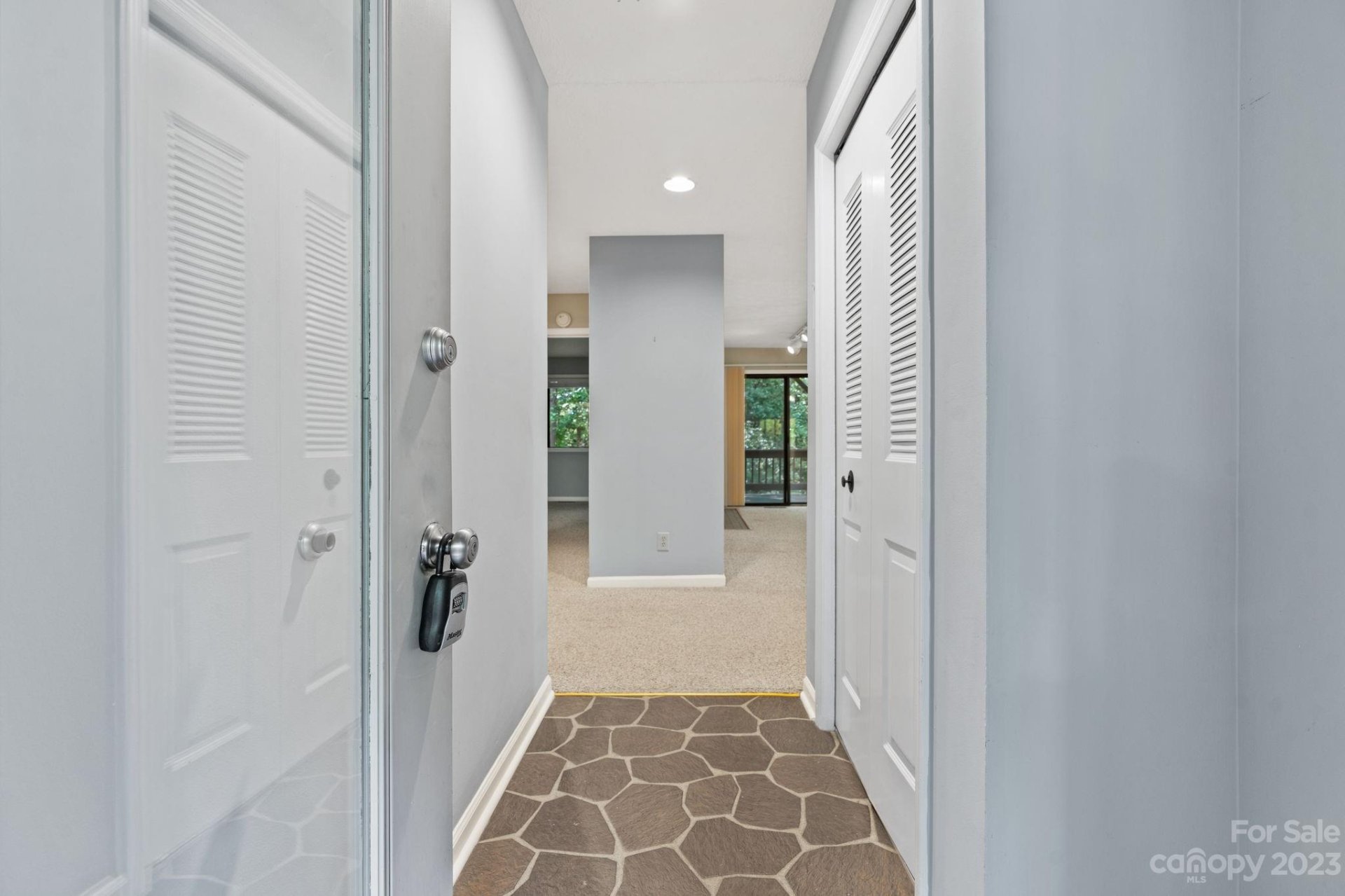 Property image 3 at 3 Cedarwood Drive, Asheville, NC 28803