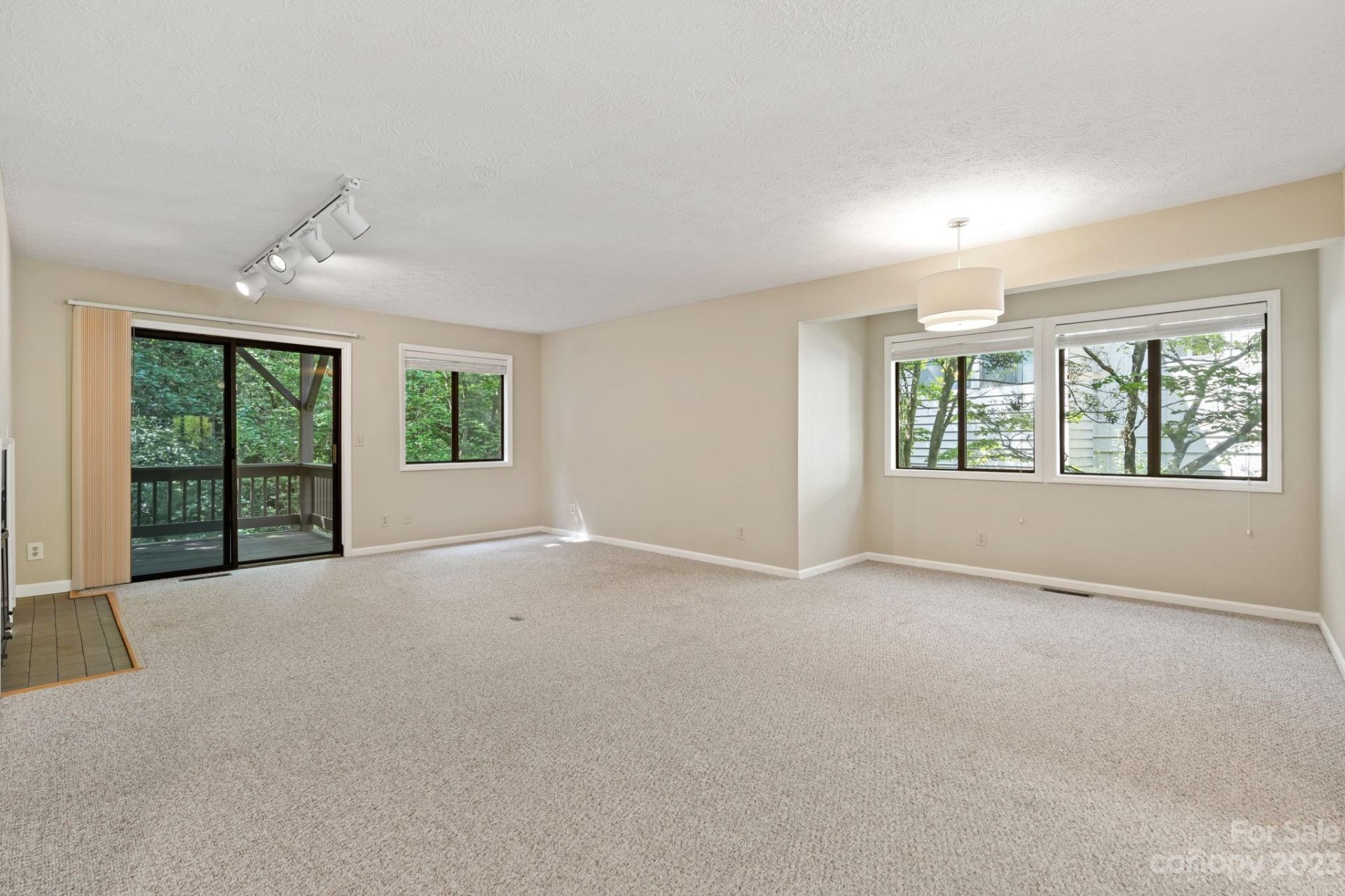 Property image 4 at 3 Cedarwood Drive, Asheville, NC 28803