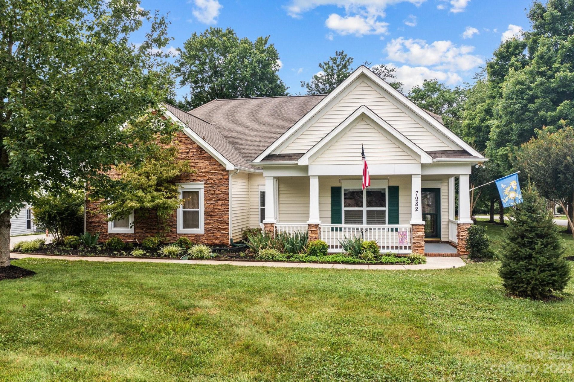 Property image 1 at 7982 Andrew Franklin Drive, Denver, NC 28037