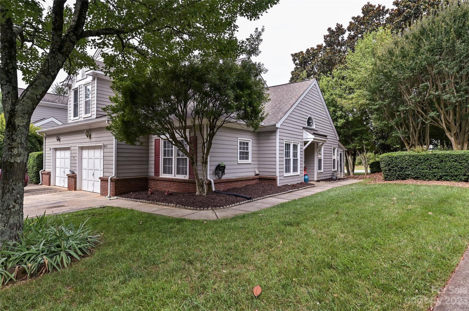 Property image 1 at 8621 Fox Chase Lane, Charlotte, NC 28269