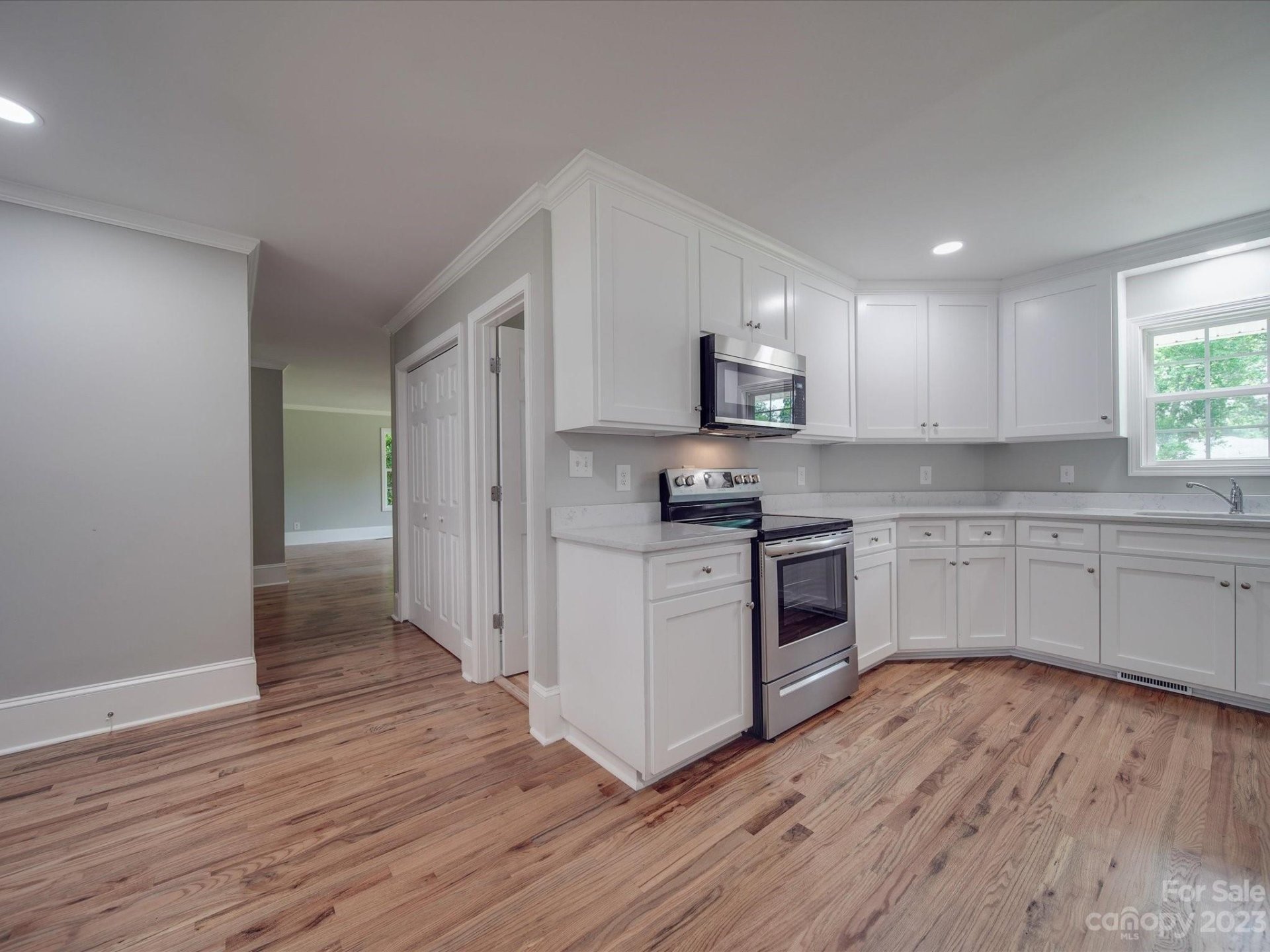 Property image 4 at 700 Cureton Street, Camden, SC 29020
