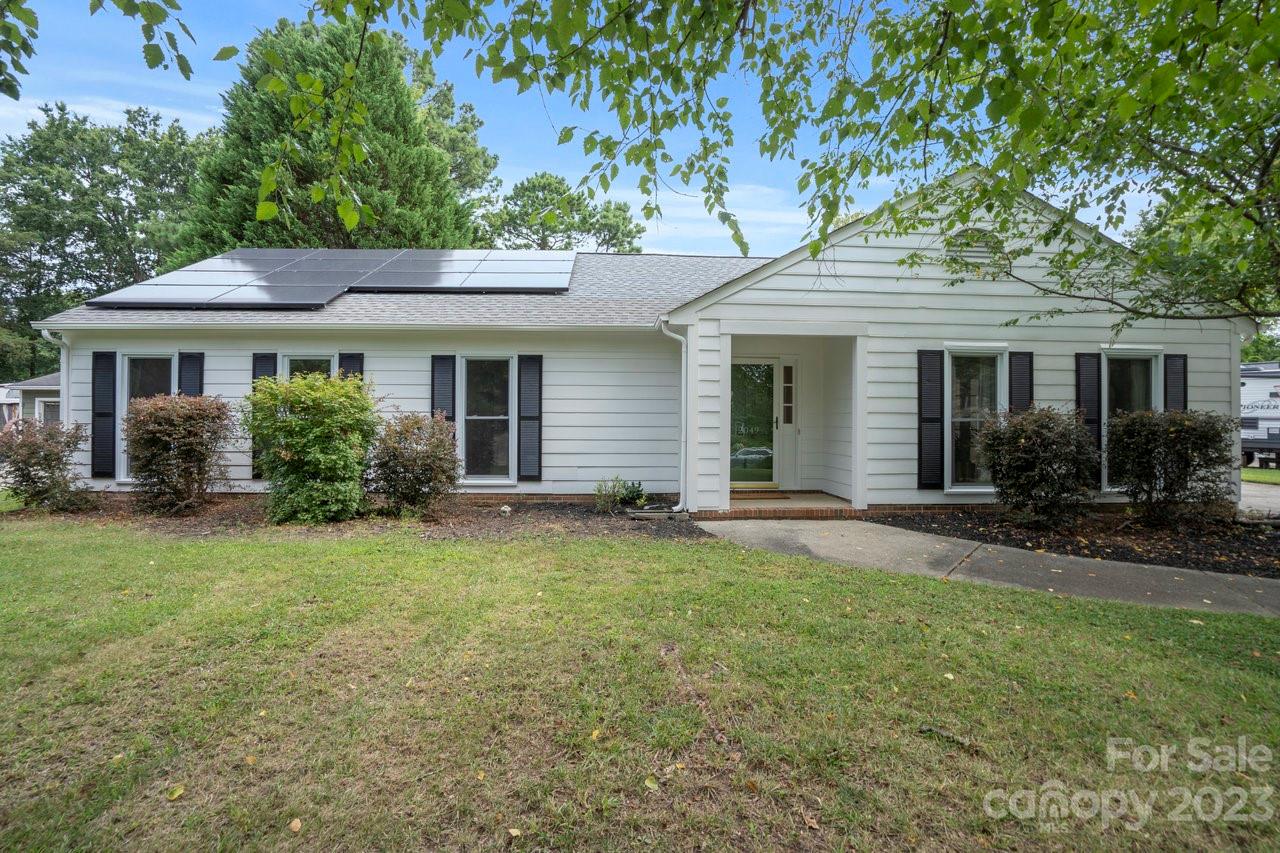 Property image 1 at 2049 Lawton Bluff Road, Charlotte, NC 28226