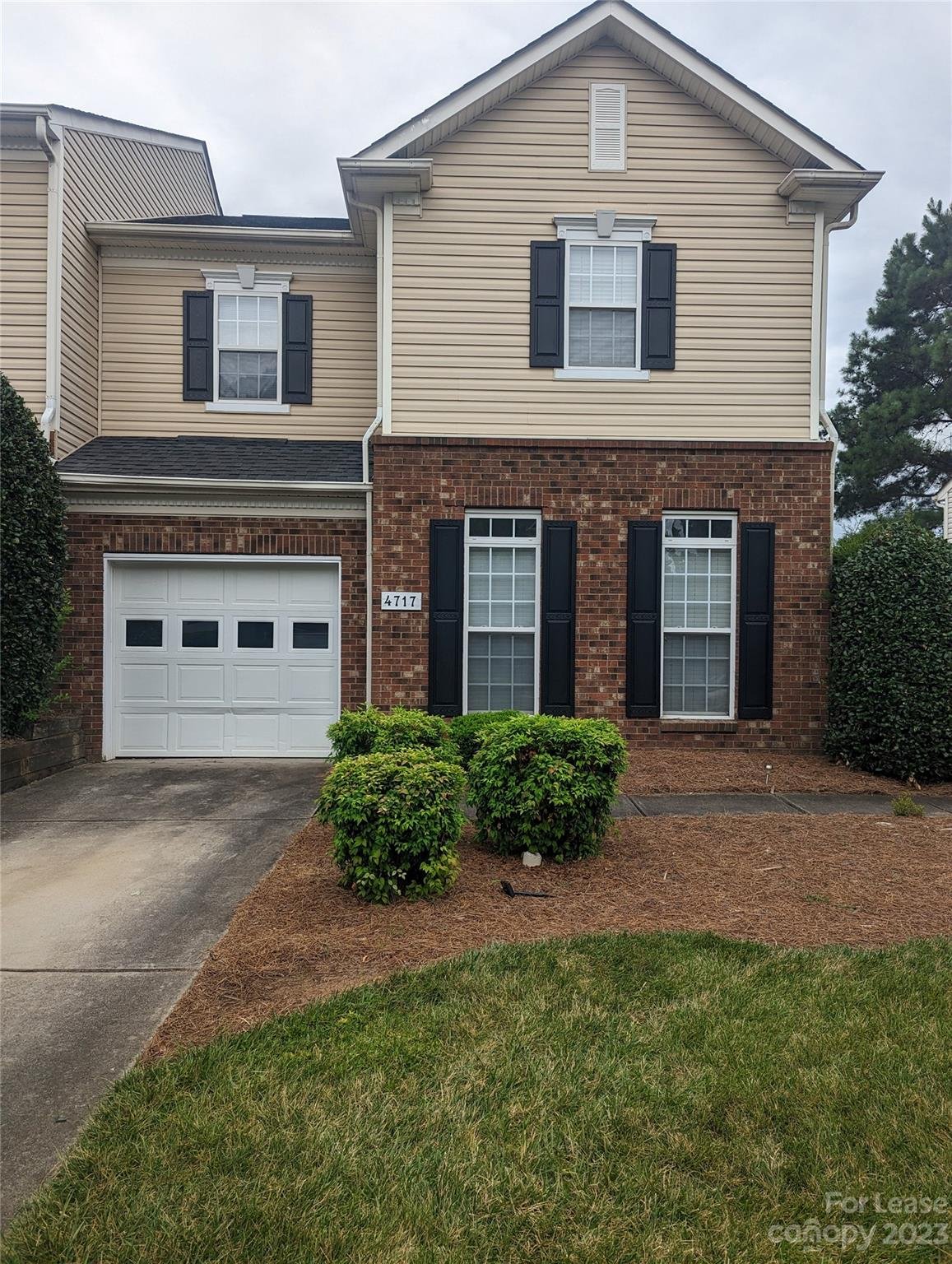 Property image 1 at 4717 Cottage Oaks Drive, Charlotte, NC 28269