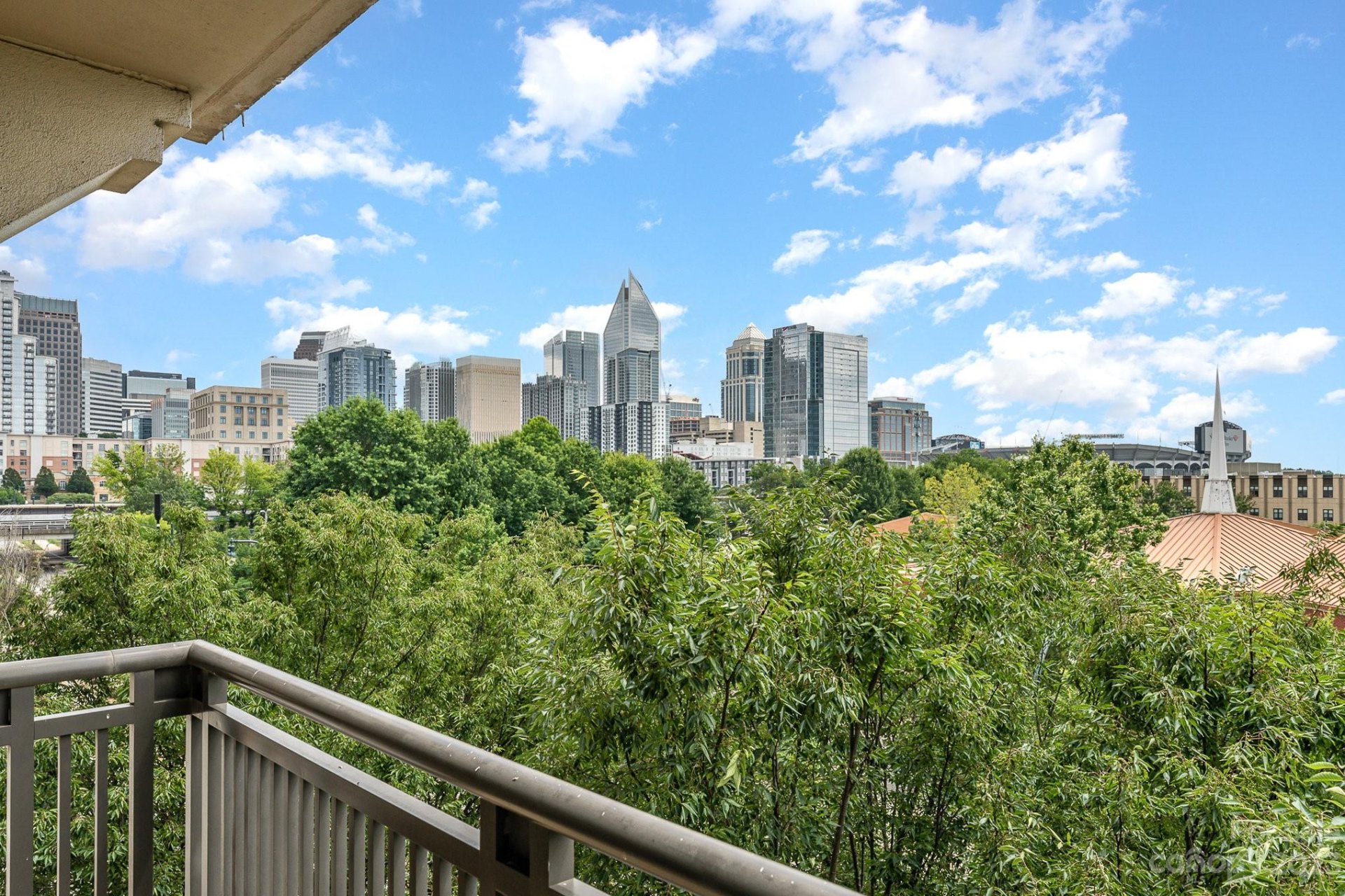 Property image 1 at 718 W Trade Street, Charlotte, NC 28202