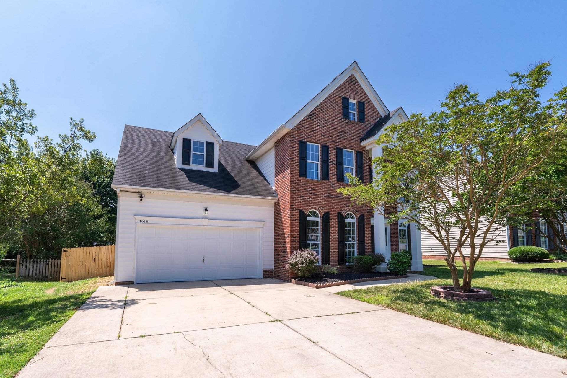 Property image 1 at 4614 Highcroft Lane, Charlotte, NC 28269