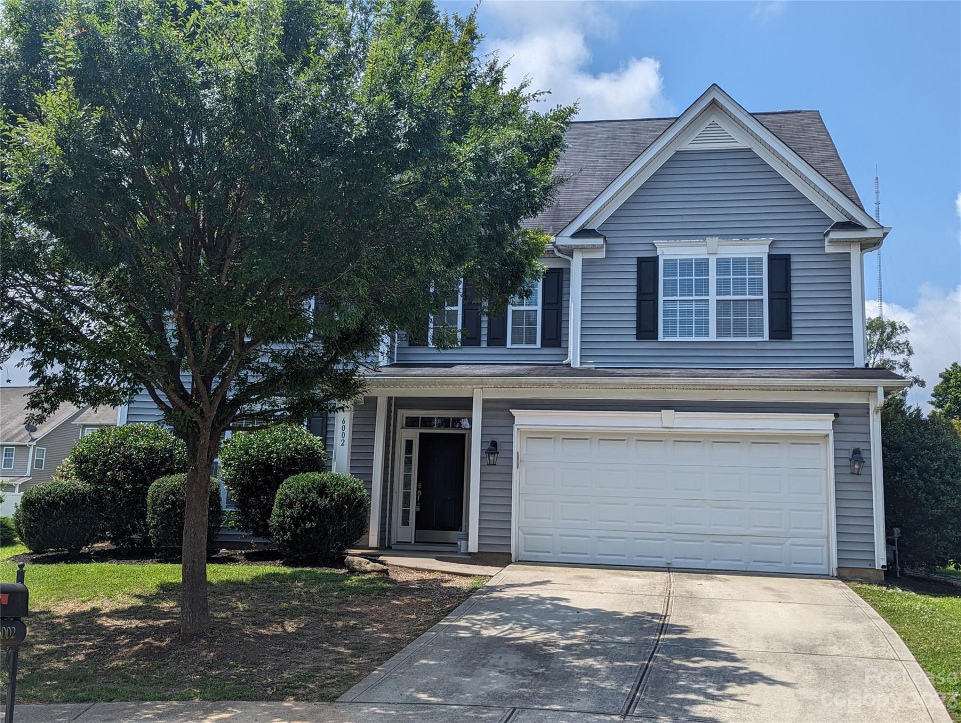 Property image 1 at 6002 Lillyshire Place, Charlotte, NC 28213