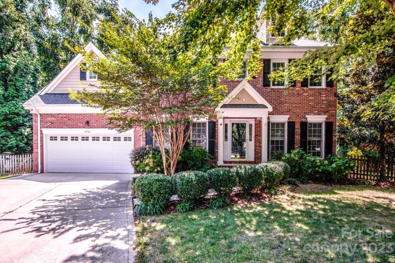 Property image 1 at 19736 Beneteau Court, Cornelius, NC 28031