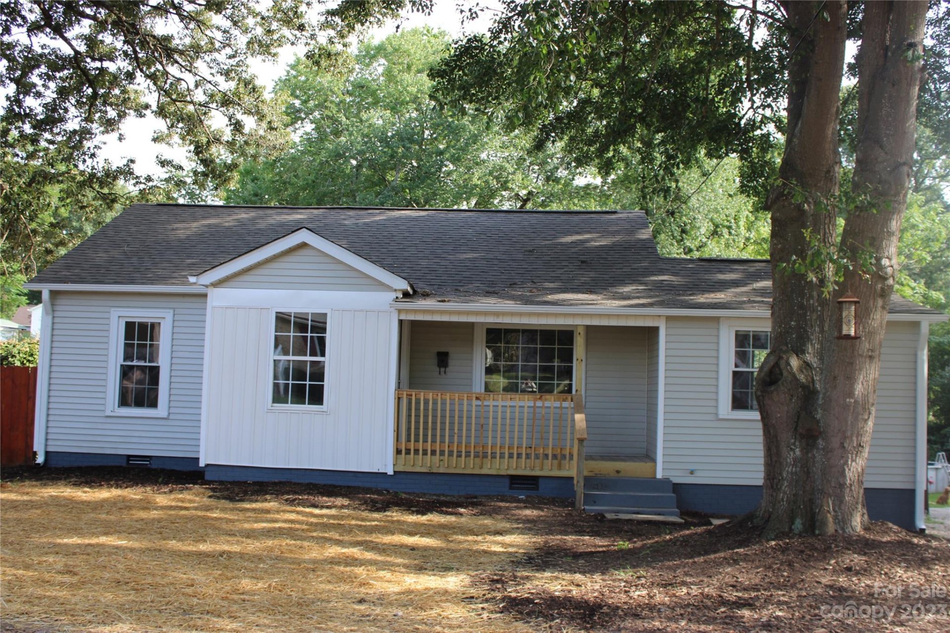 Property image 1 at 807 Ashwood Street, Kannapolis, NC 28081