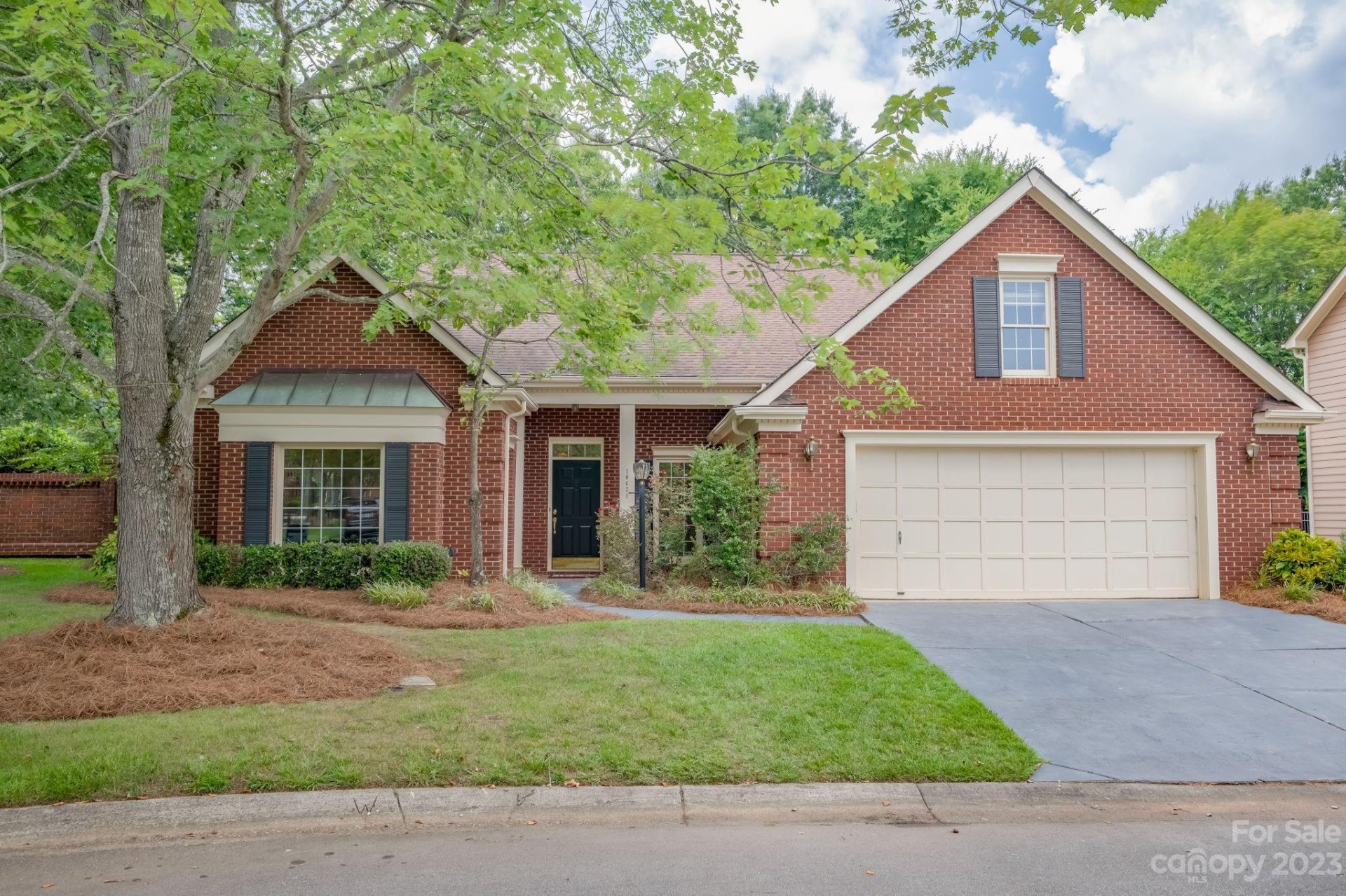 Property image 1 at 10421 Pullengreen Drive, Charlotte, NC 28277