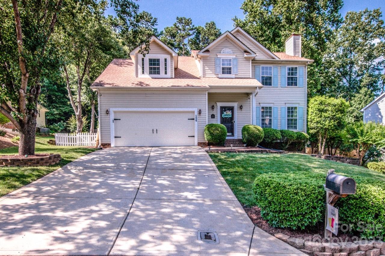 124 Broken Pine Lane