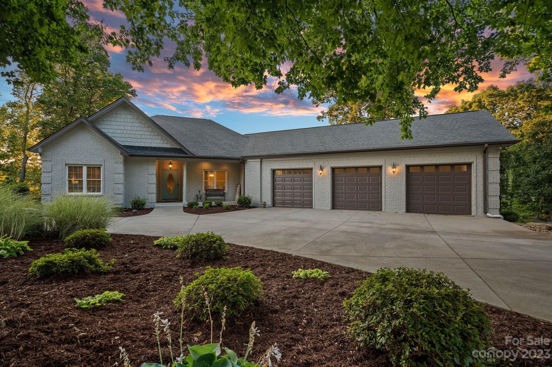 Property image 1 at 252 Greenbay Road, Mooresville, NC 28117