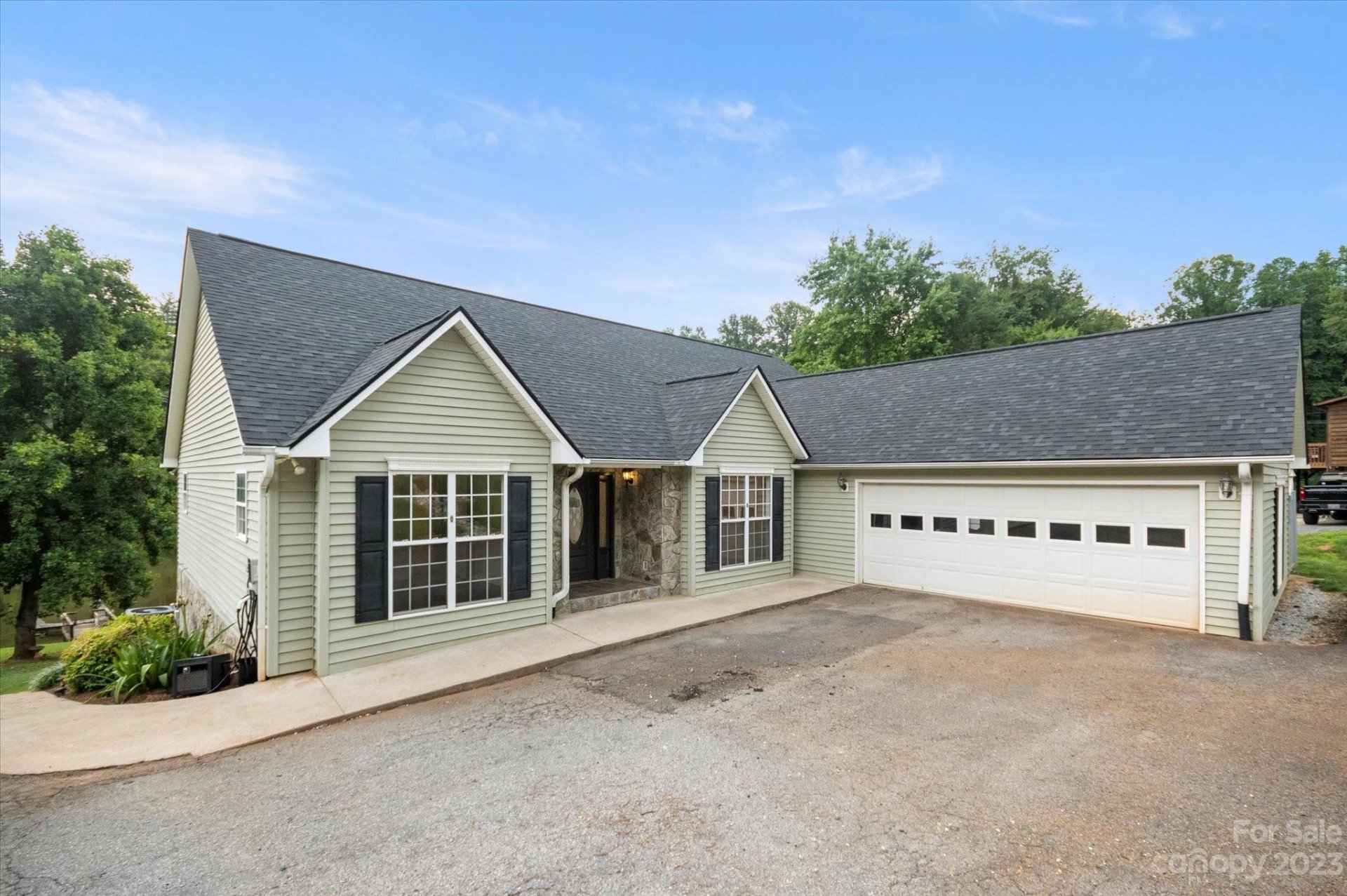 Property image 4 at 892 Plantation Drive, Marion, NC 28752
