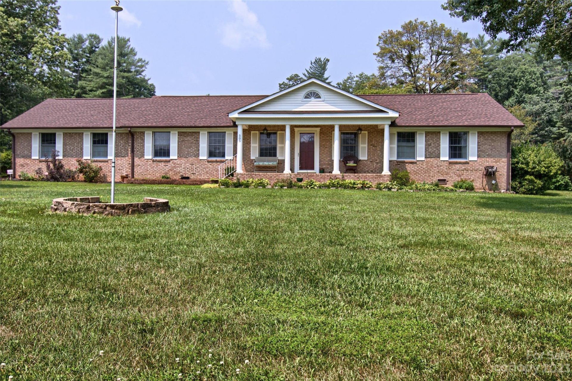 Property image 1 at 505 Crooked Creek Road, Hendersonville, NC 28739