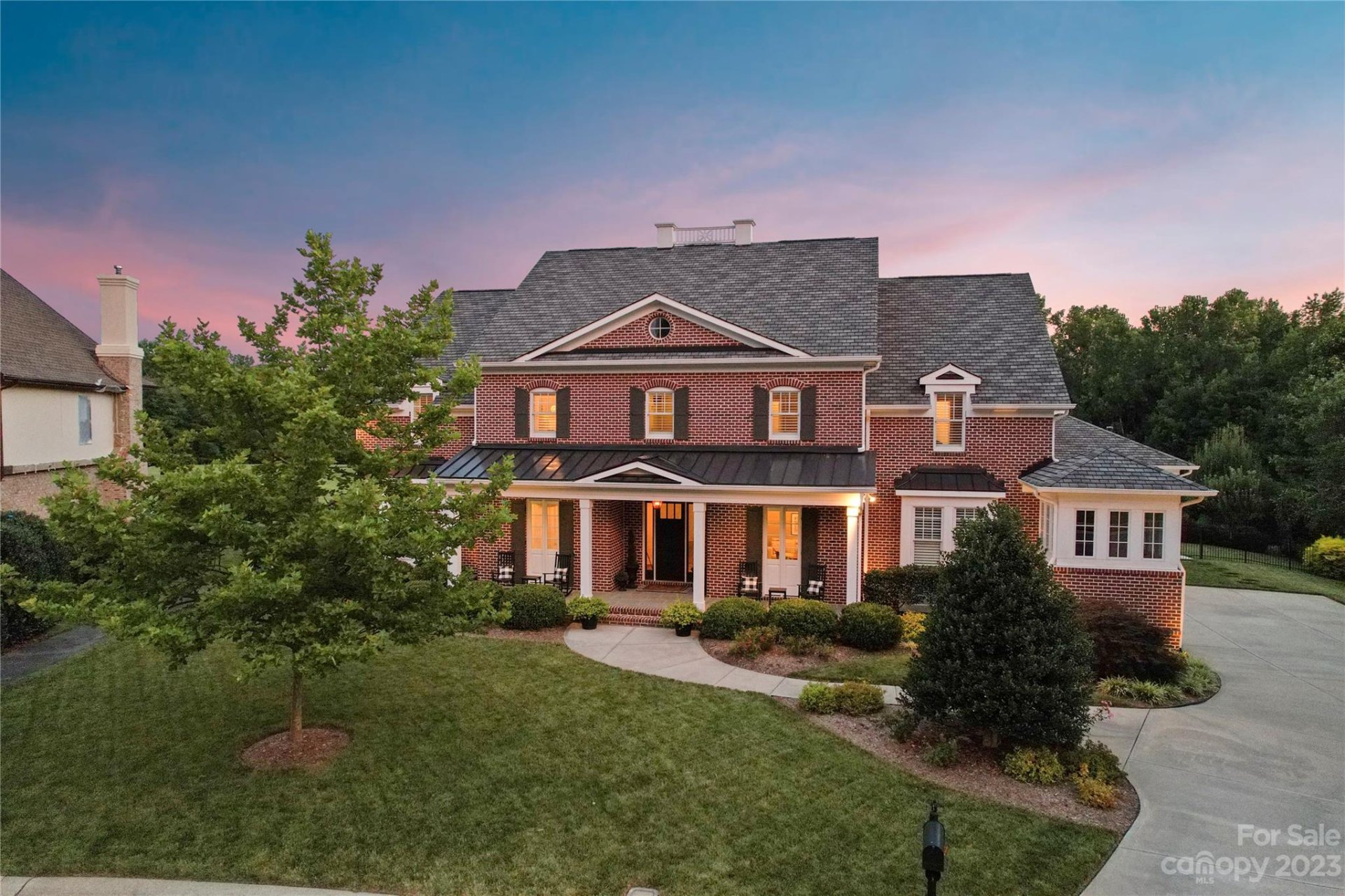 2133 Garden View Lane