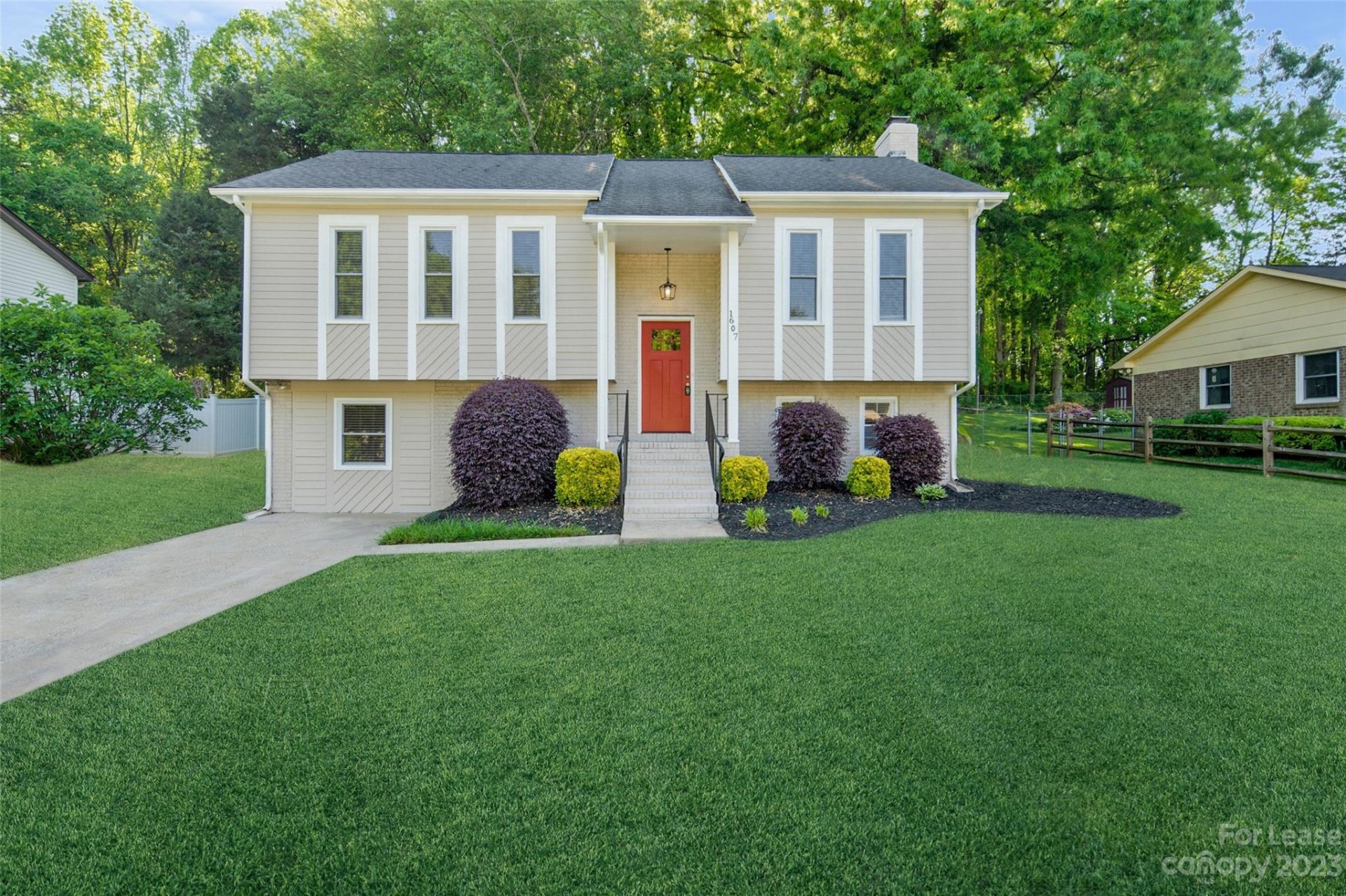 Property image 1 at 1607 Teddington Drive, Charlotte, NC 28214