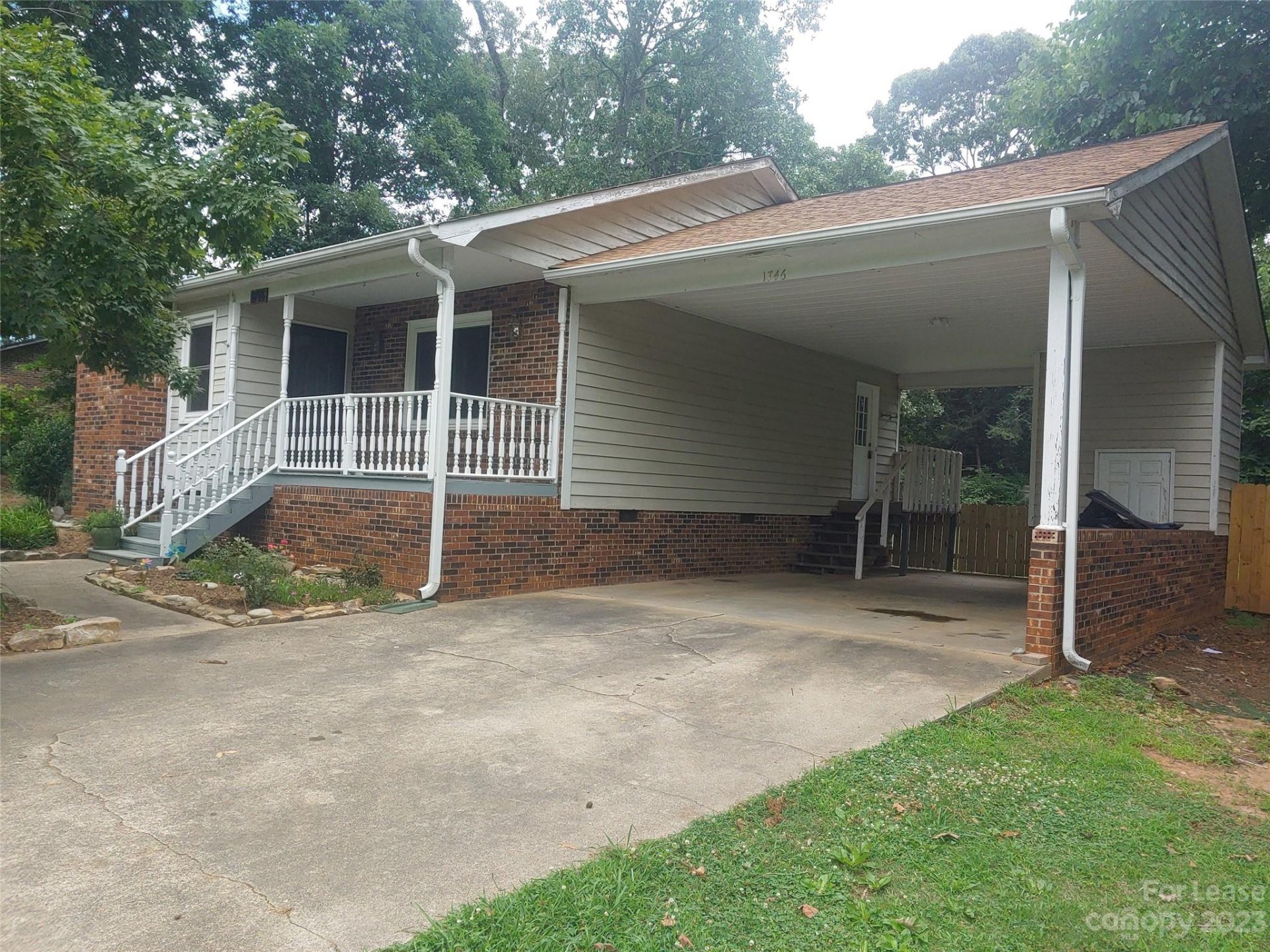 Property image 1 at 1746 Magnum Road, Hickory, NC 28602