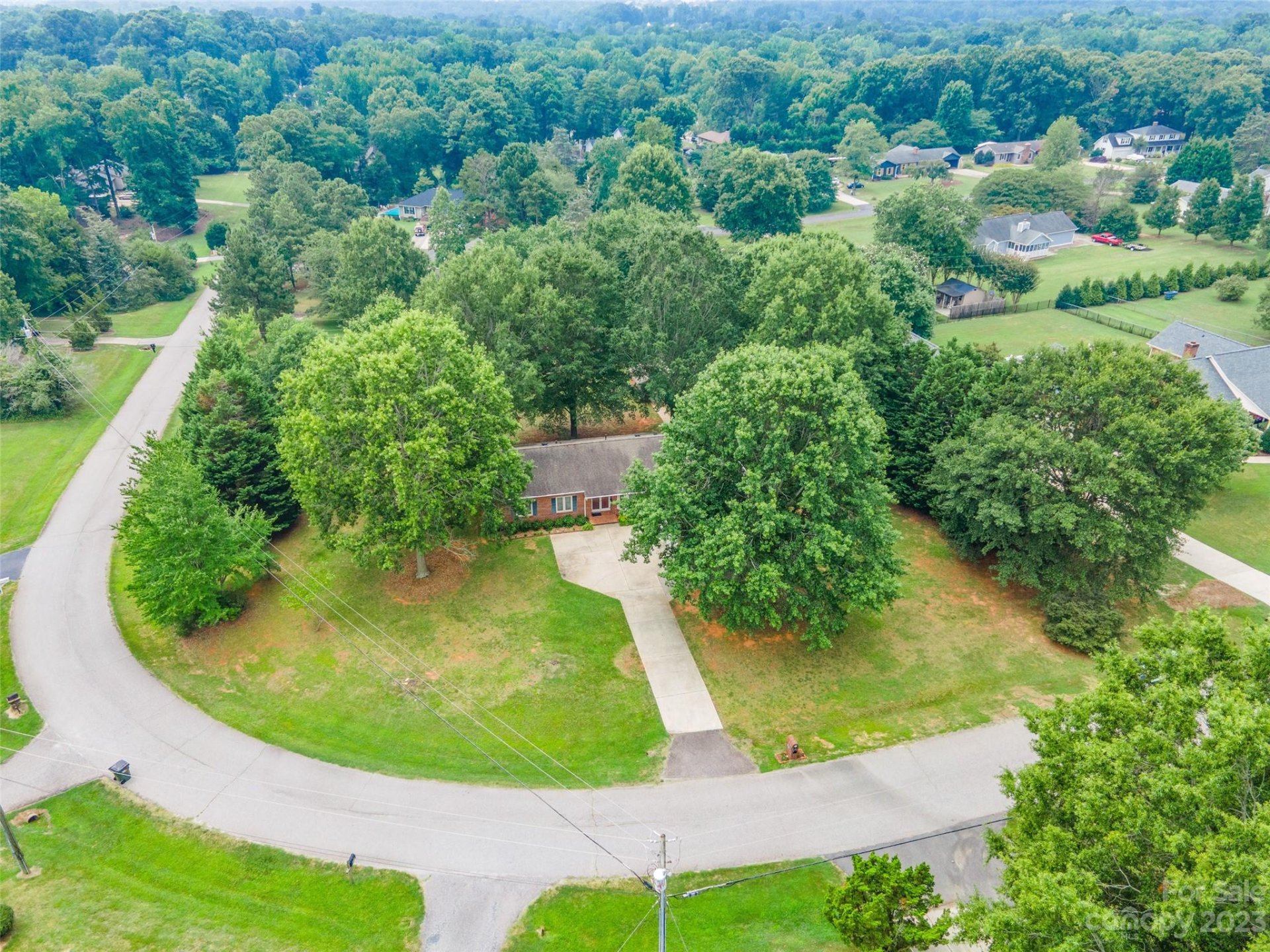 3075 Stoneybrook Drive