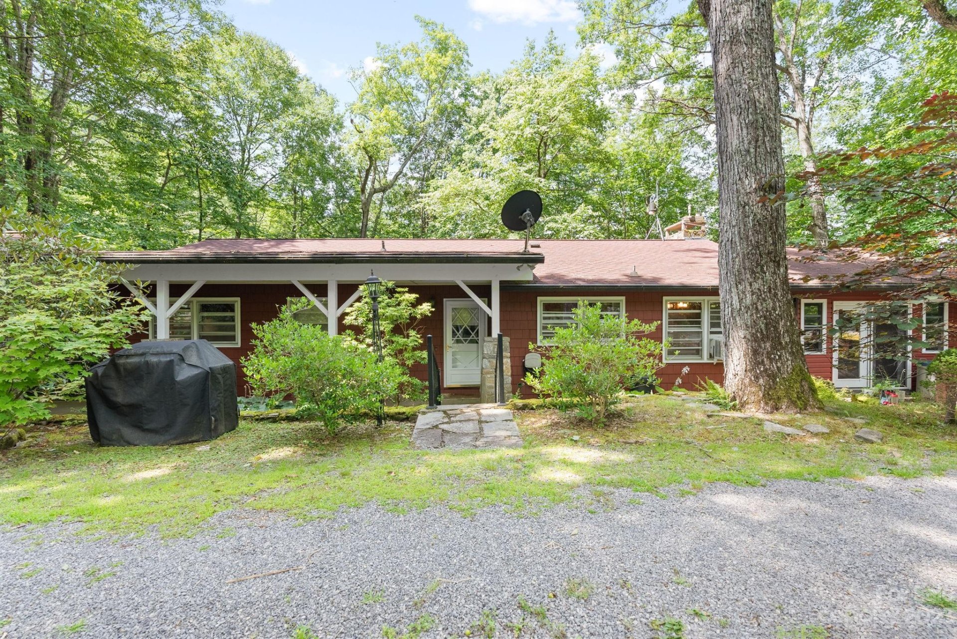 Property image 1 at 122 Laurel Loop, Maggie Valley, NC 28751
