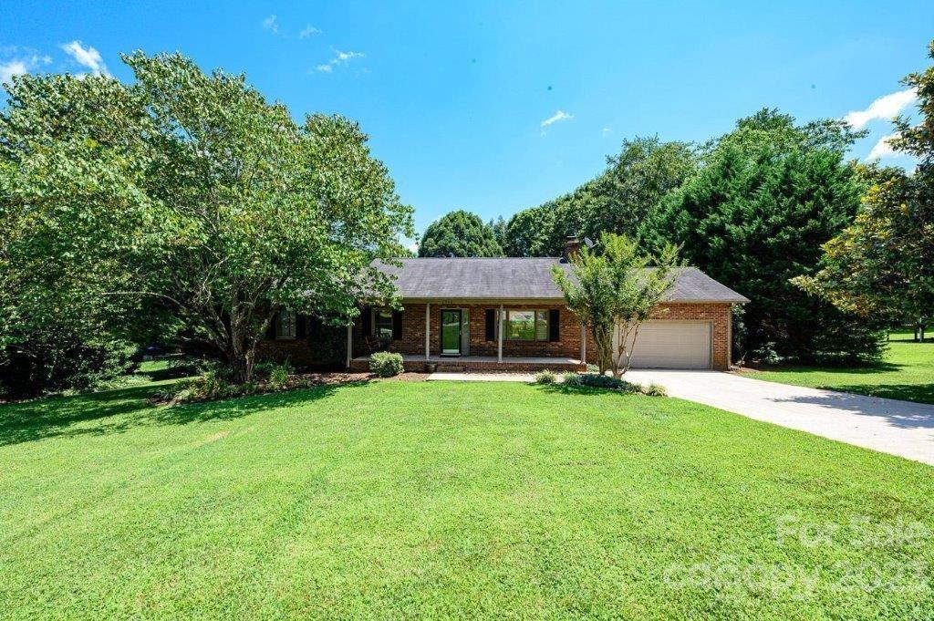 Property image 1 at 1342 31st Street Place, Conover, NC 28613