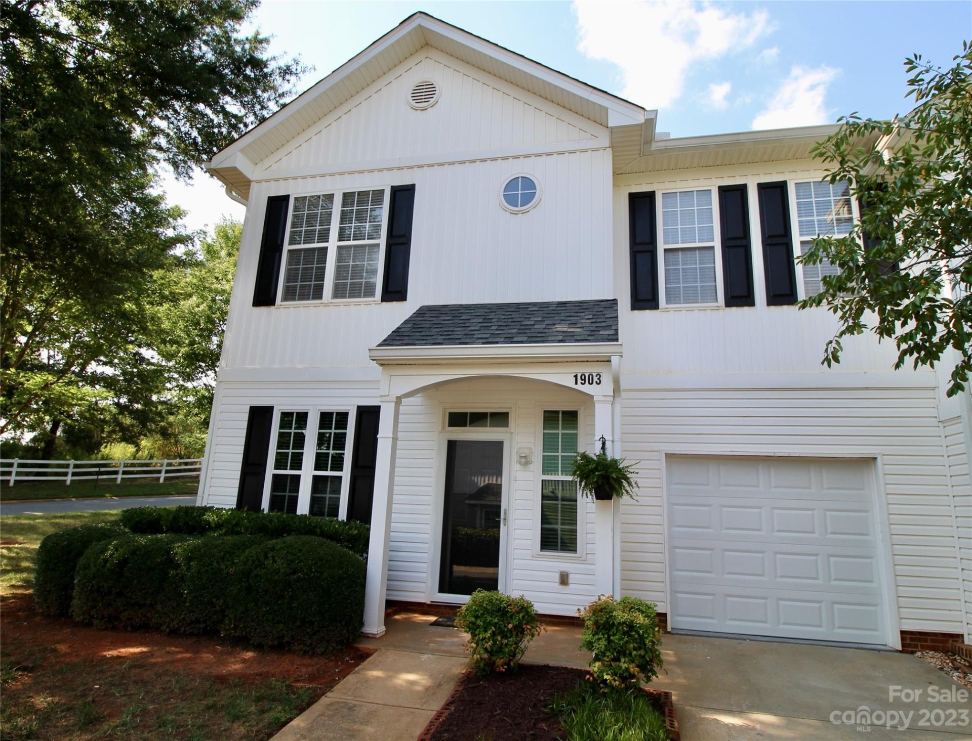 1903 Bellflower Drive