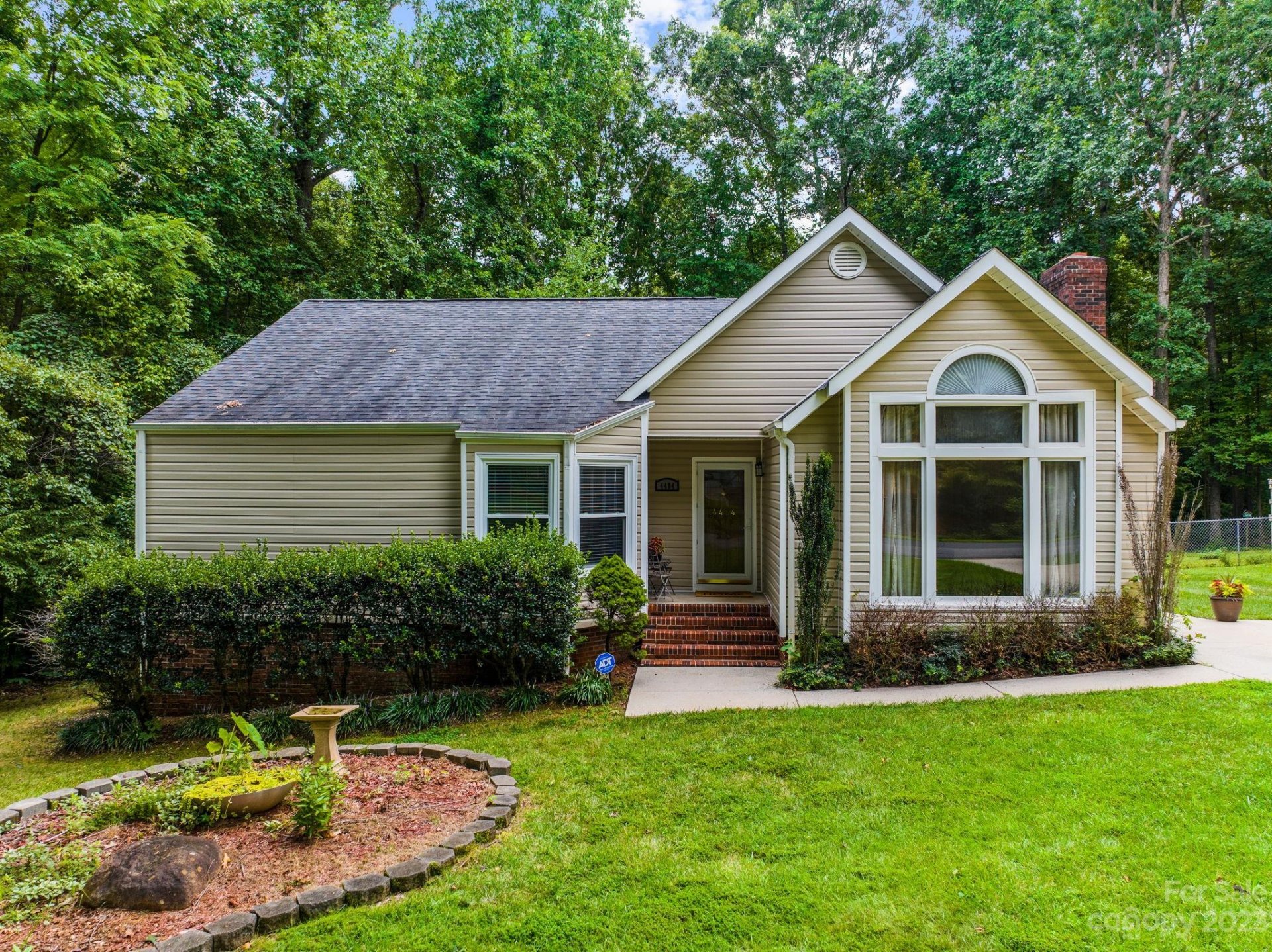 Property image 1 at 4484 Huntington Drive, Gastonia, NC 28056