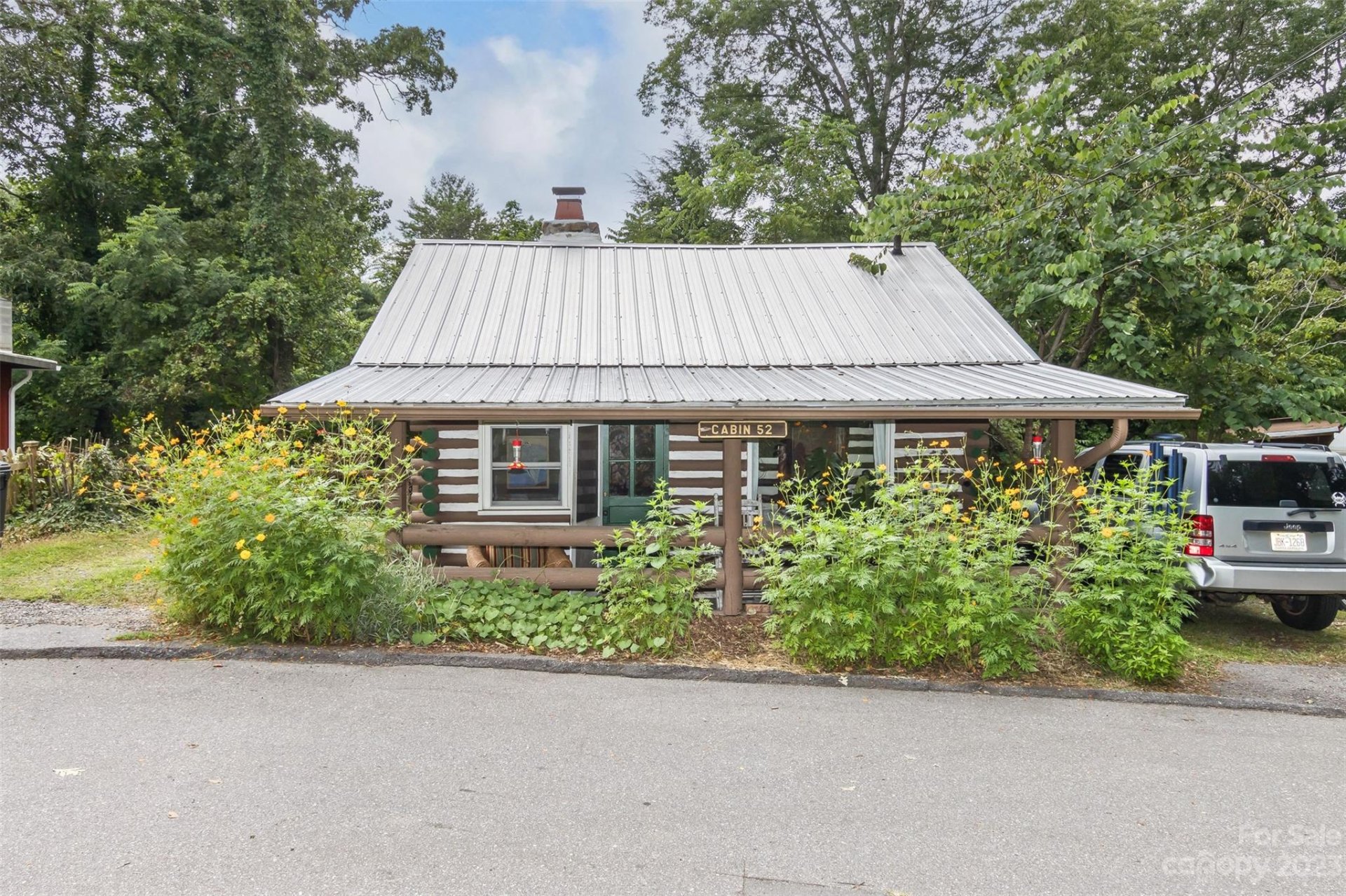 Property image 1 at 52 Mimosa Circle, Asheville, NC 28805