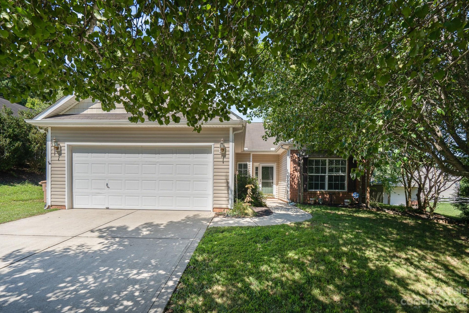 Property image 1 at 2009 Campfield Court, Waxhaw, NC 28173