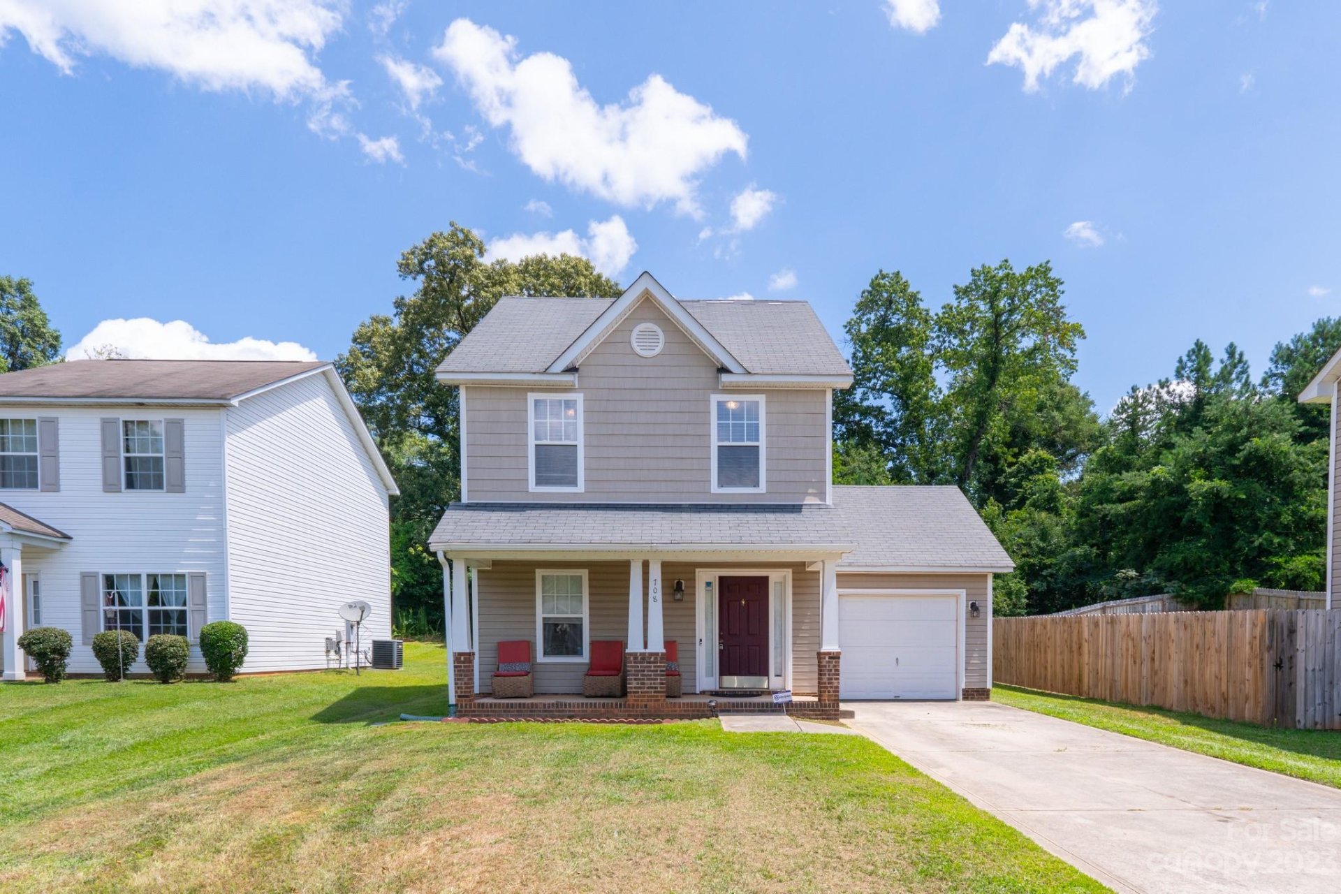 Property image 1 at 708 Raindrops Road, Gastonia, NC 28054