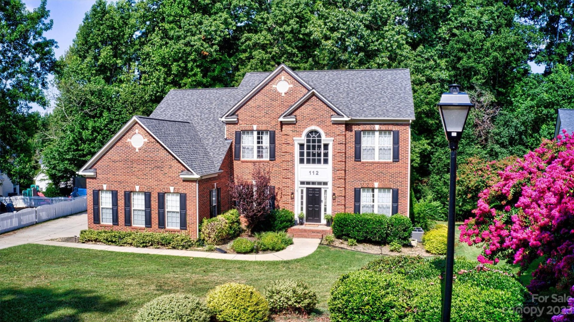 Property image 1 at 112 Huntly Lane, Mooresville, NC 28115