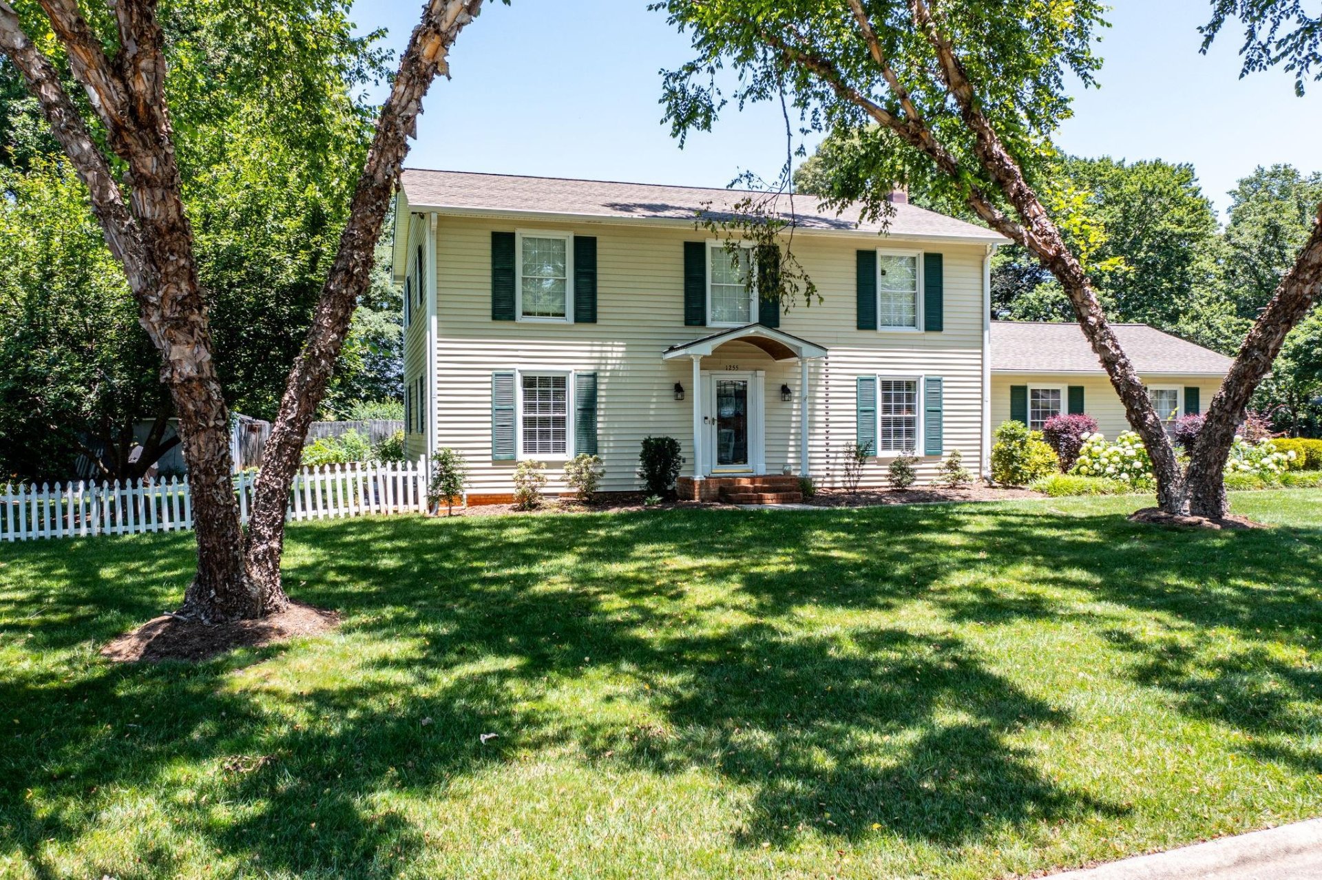 Property image 1 at 1255 19th Avenue, Hickory, NC 28601