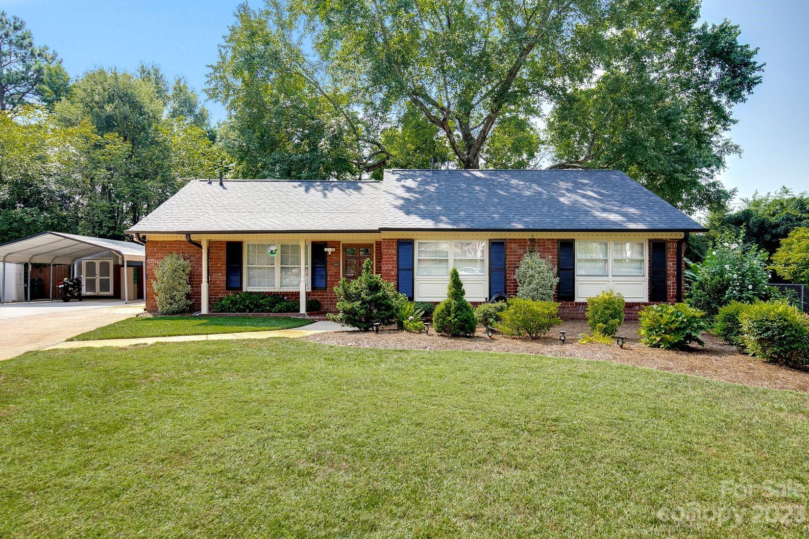 Property image 1 at 3200 Aspendale Lane, Charlotte, NC 28212