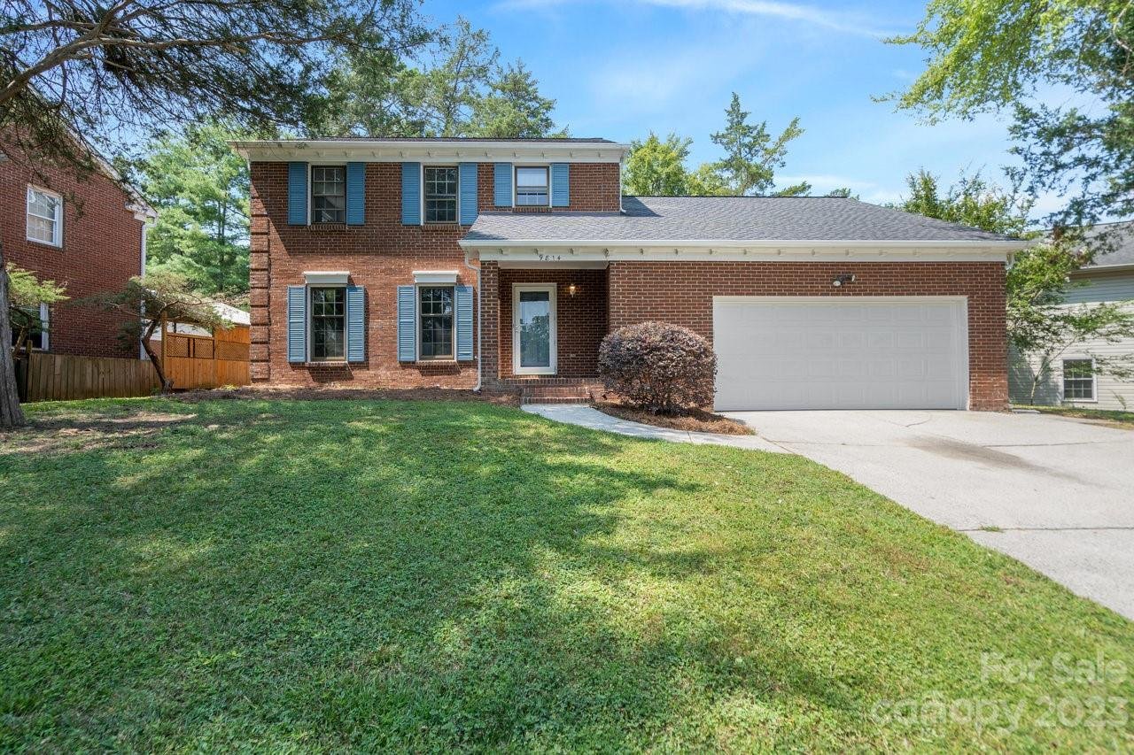 Property image 1 at 9814 Ridgemore Drive, Charlotte, NC 28277