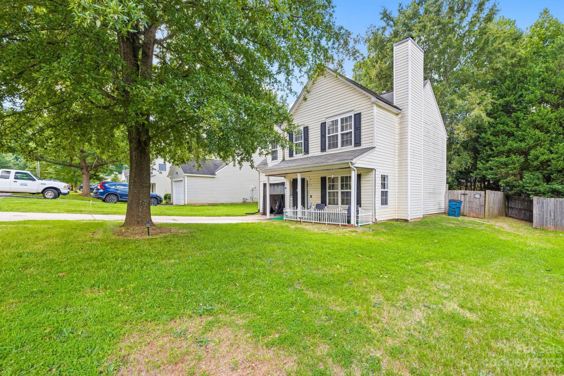 Property image 1 at 941 Grass Hollow Court, Charlotte, NC 28216