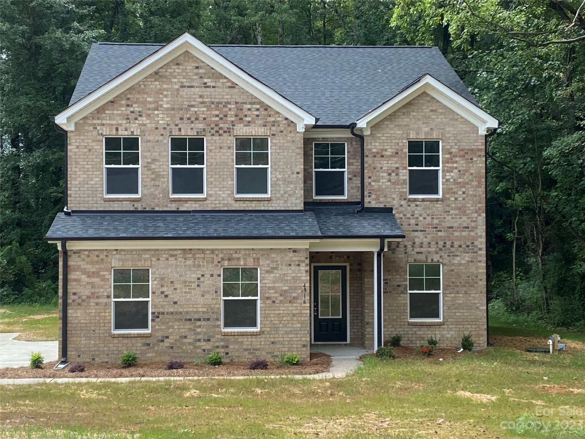 Property image 1 at 4916 Casino Drive, Charlotte, NC 28216