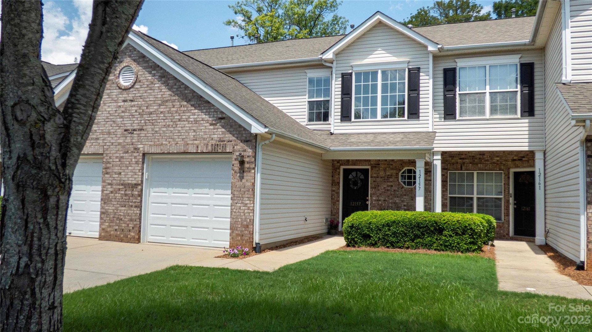 12157 Stratfield Place Circle