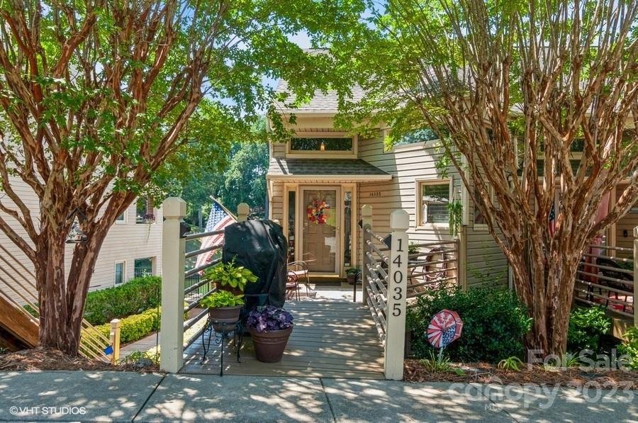 14035 Queens Harbor Road