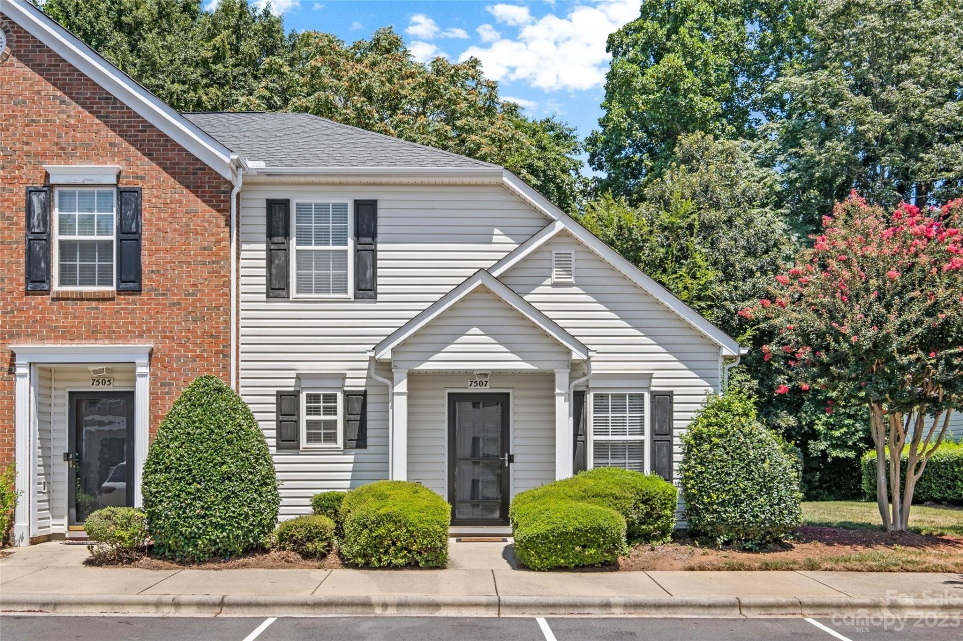 Property image 1 at 7507 Pilot Cove Court, Denver, NC 28037