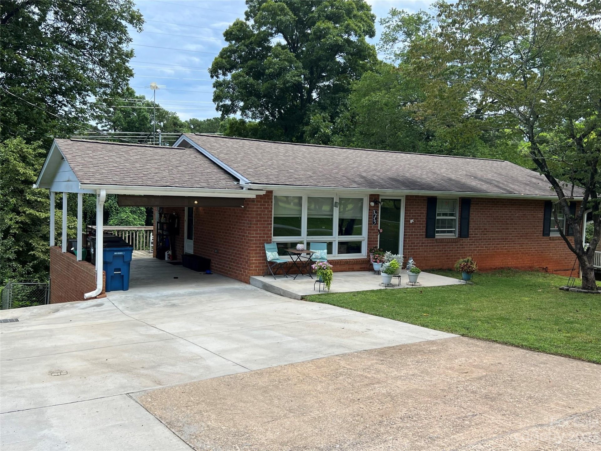 Property image 1 at 3255 Wilson Heights Street, Hildebran, NC 28637