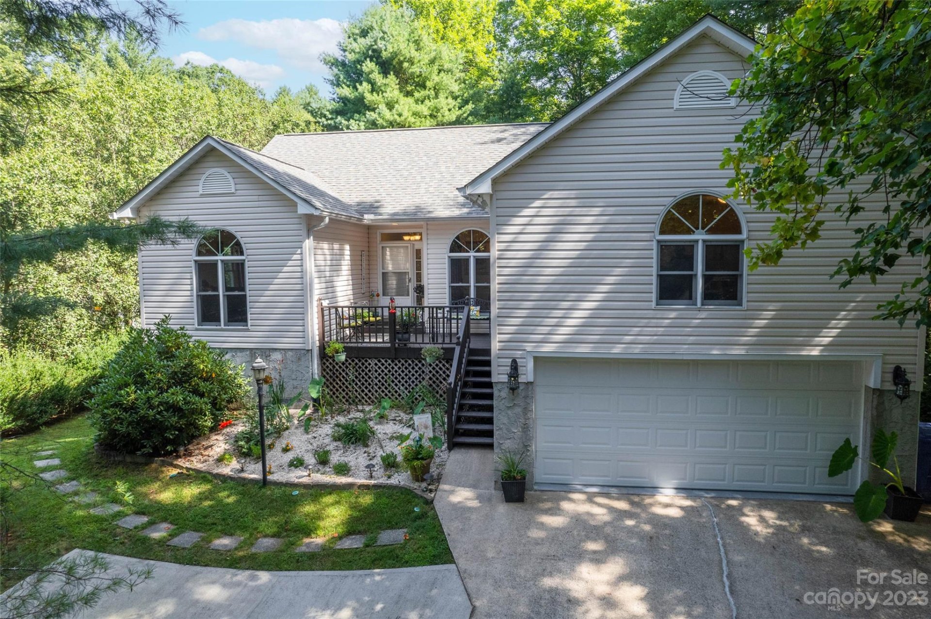 Property image 1 at 15 Autumn Glen Court, Brevard, NC 28712